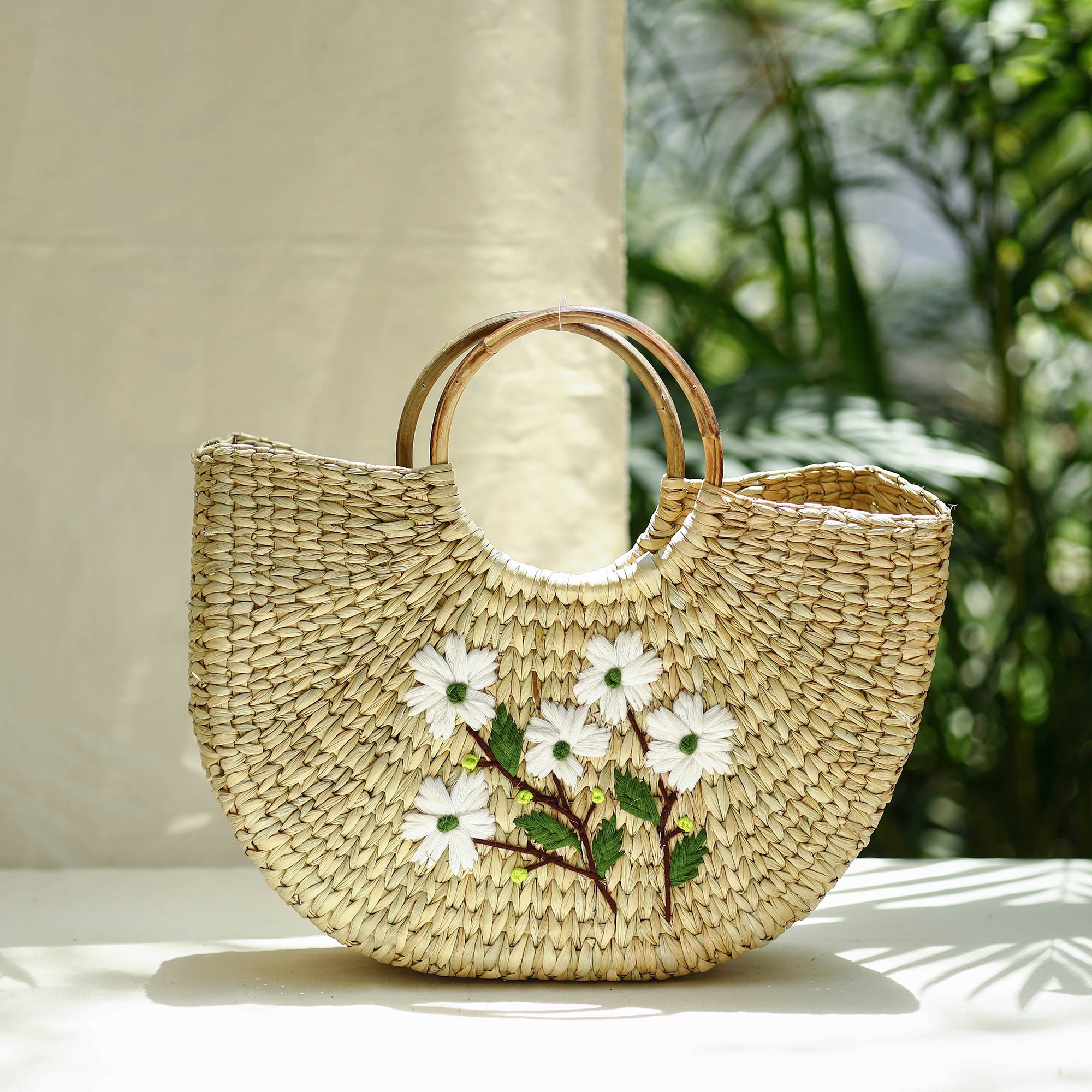 ITOKRI CRAFTS INITIATIVE Beige - Handcrafted Natural Water Reed Embroidered Hand Bag