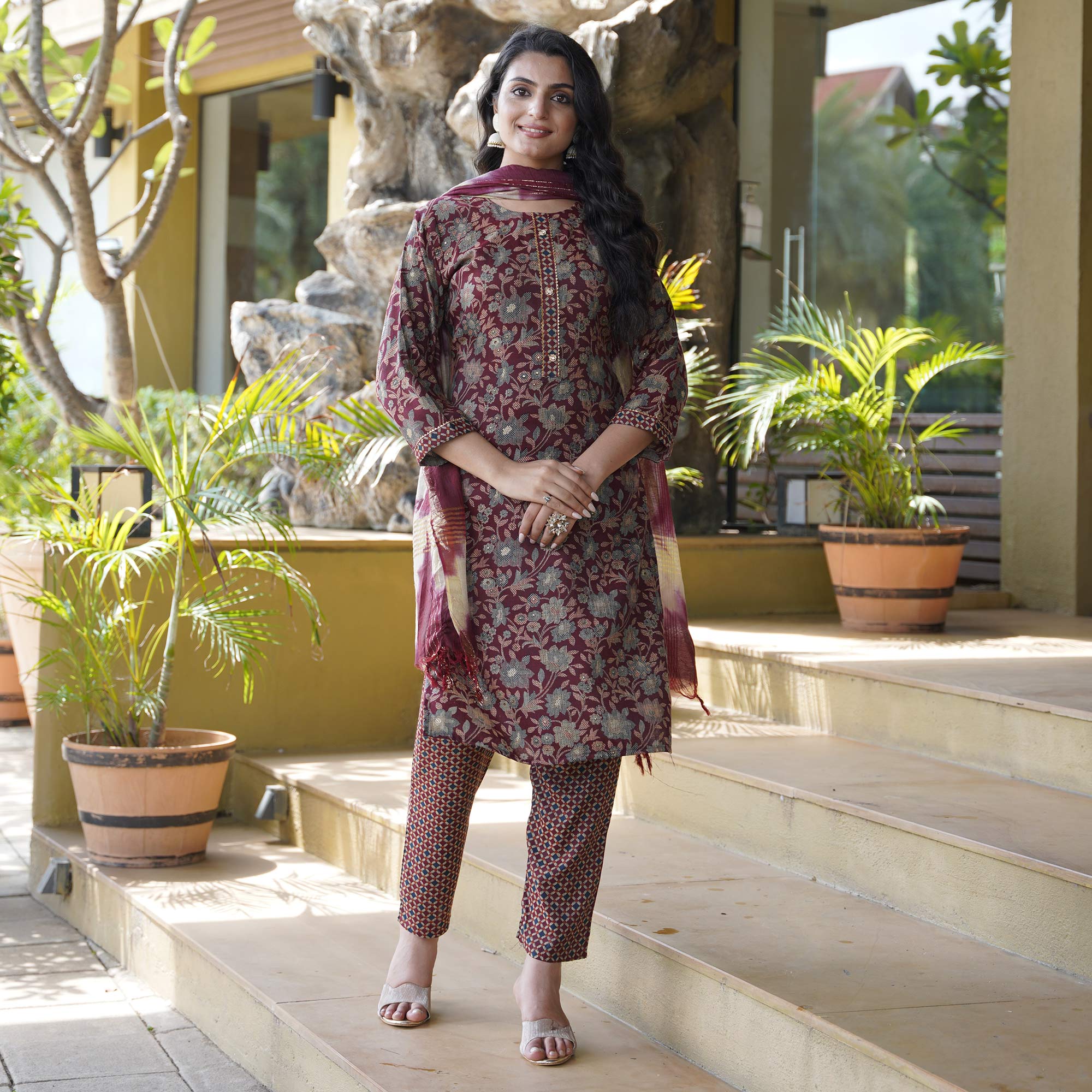 Peachmode Maroon Foil Printed Rayon Suit - view 8