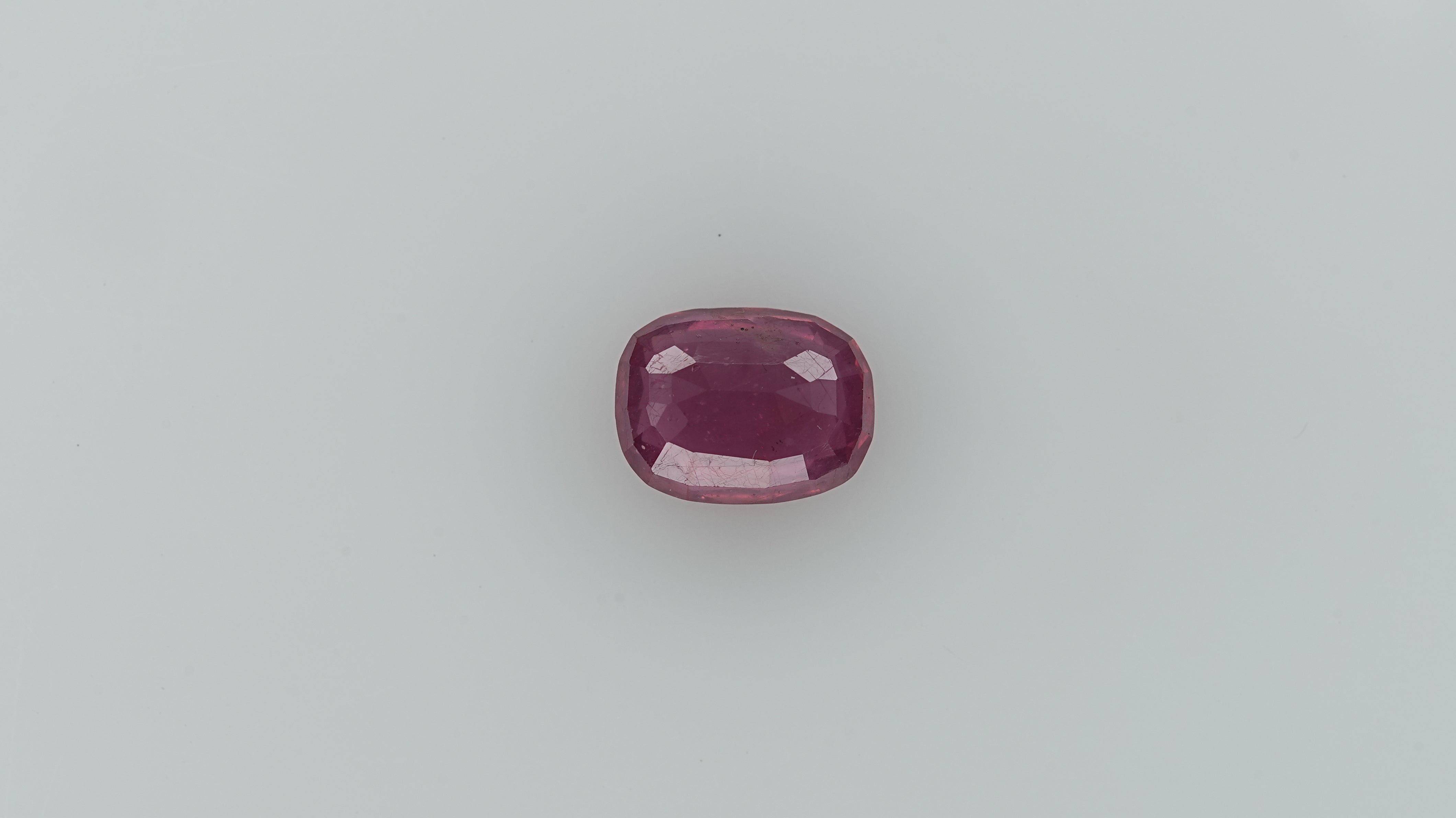 Gemsmantra Ruby - 4.33 Carats (4.763 Ratti) - view 2