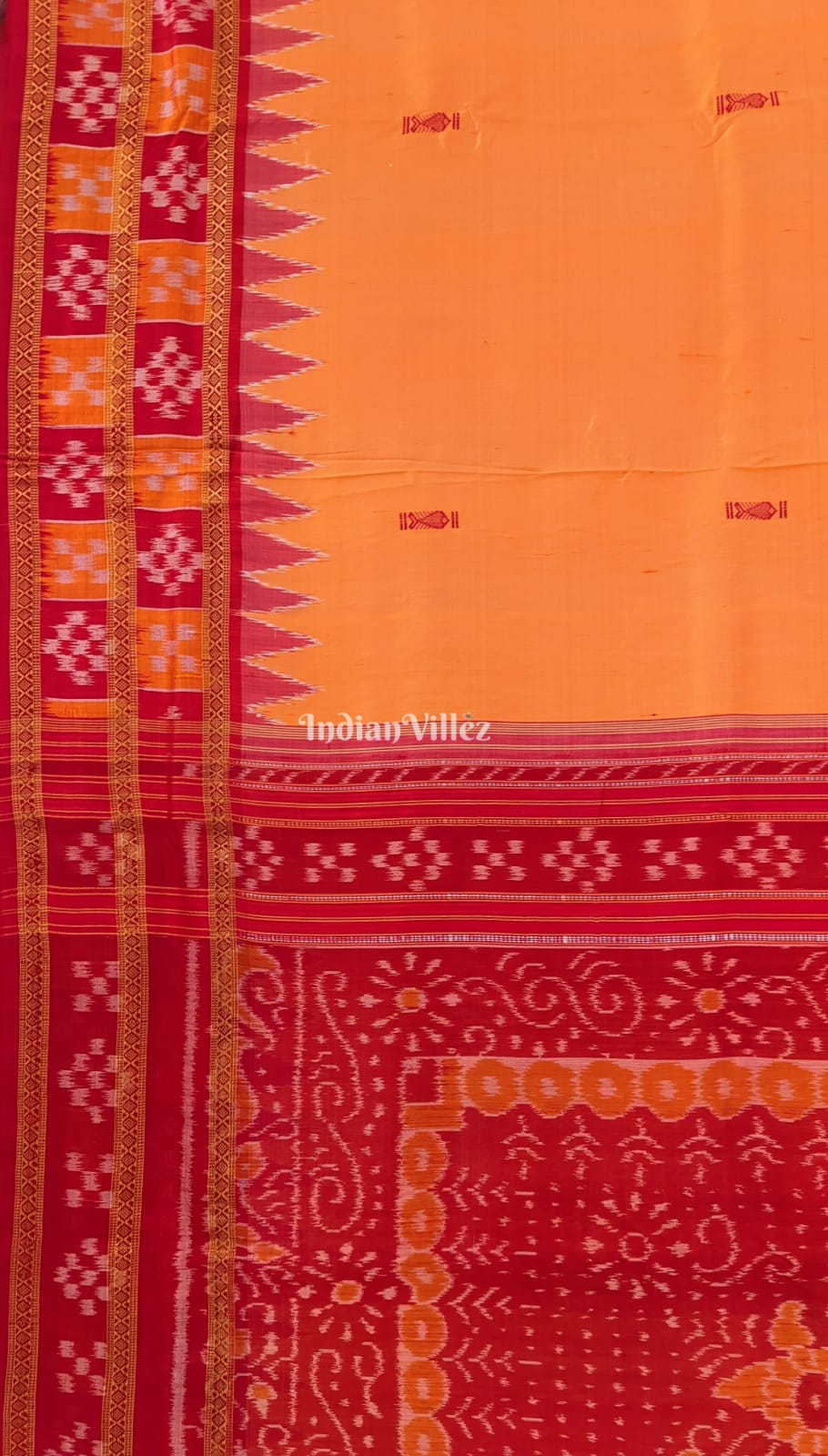IndianVillèz Deep Yellow Double Border Pasapalli Fish Motif Khandua Silk Saree - view 6