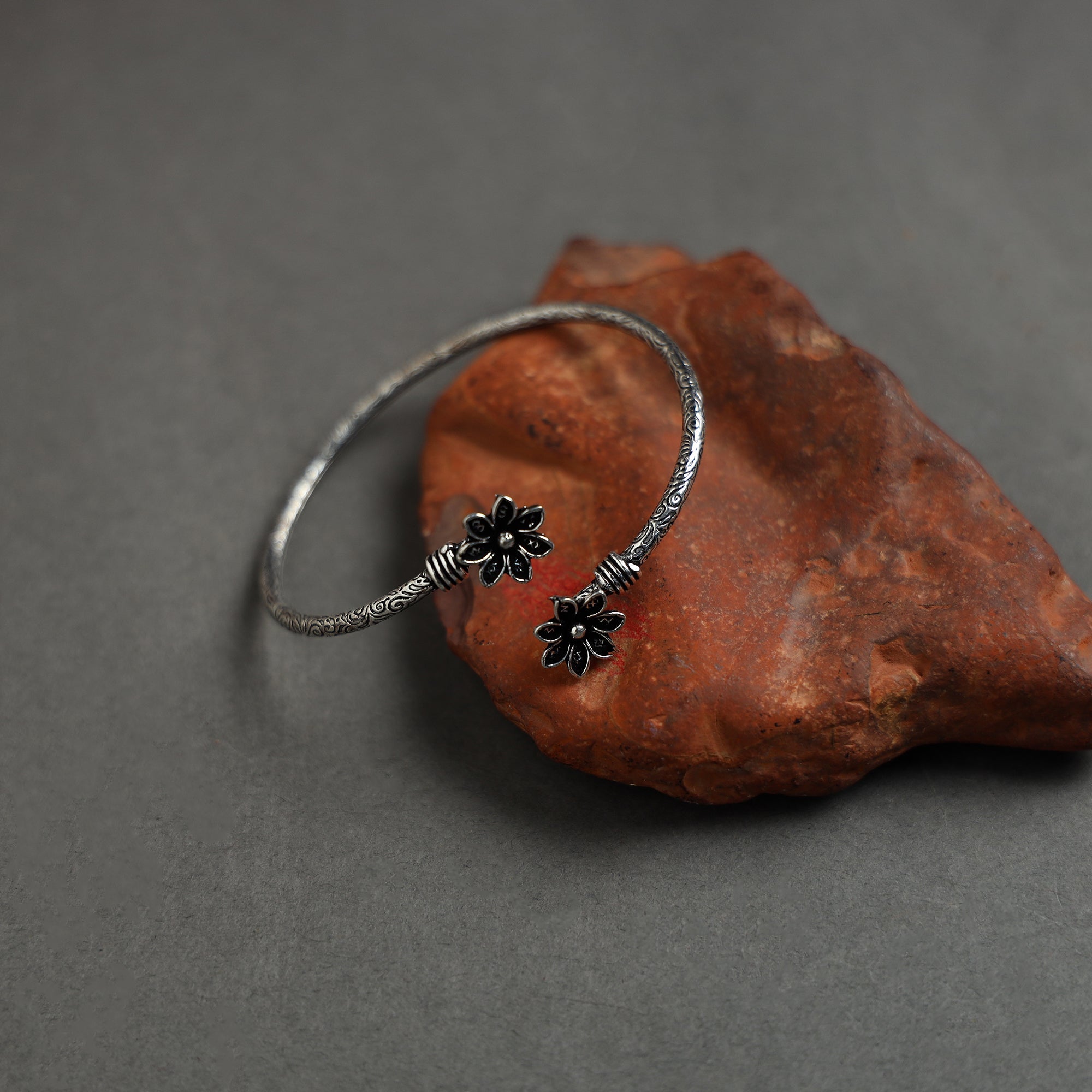 WHITE RIVER STORIES Antique Finish Oxidised White Metal Kada / Bracelet 10 - view 2