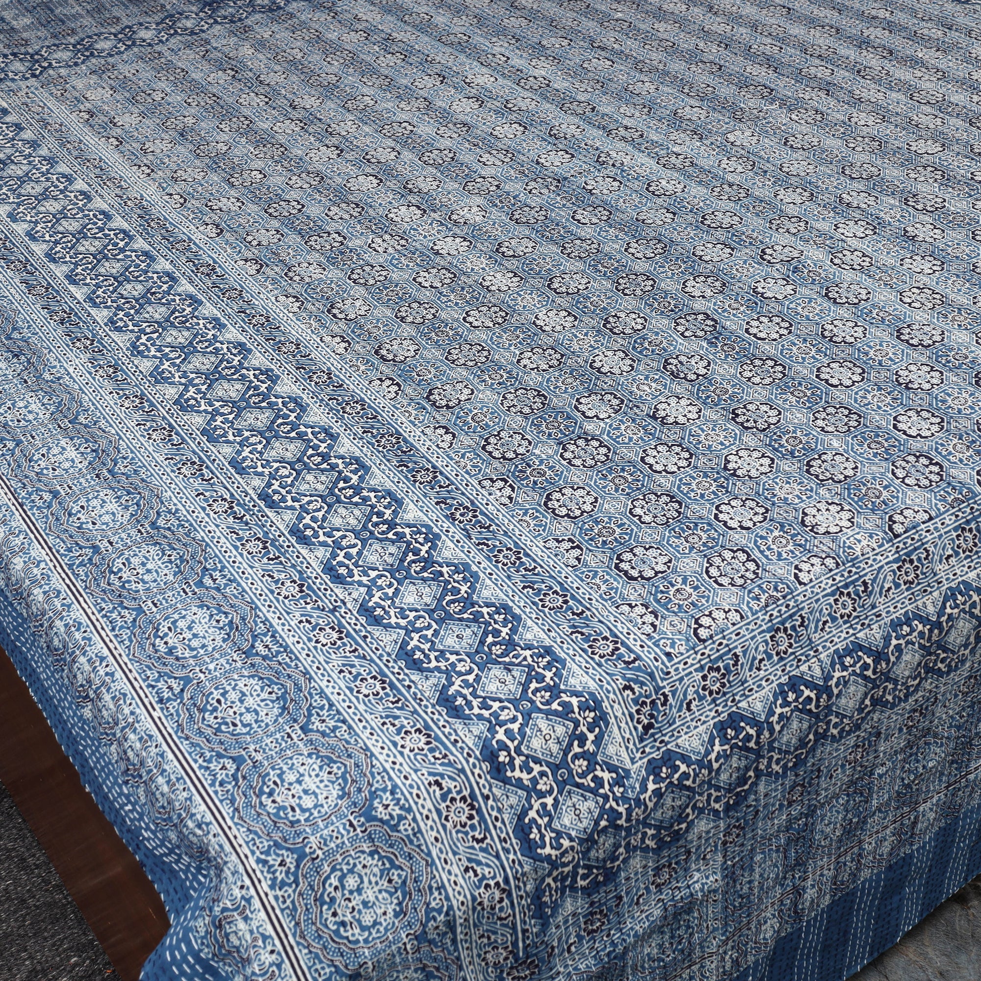 SHADES OF MARUDHARA Green - Ajrakh Print Double Tagai Kantha Bed Cover 46 - view 2