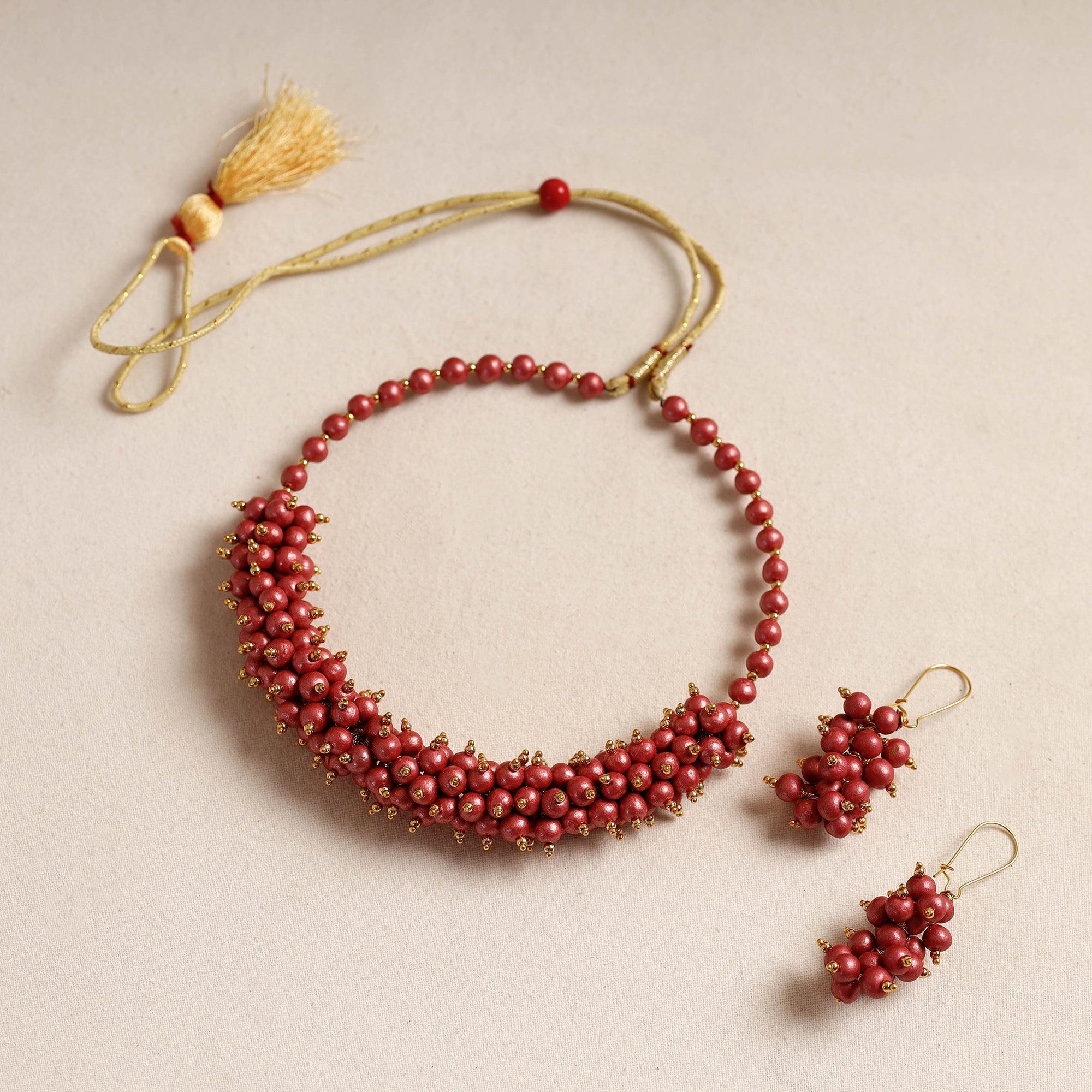 KHUSHBASH - HAPPY LOOM OF EAST Bishnupur Handpainted Terracotta Necklace Set - view 2