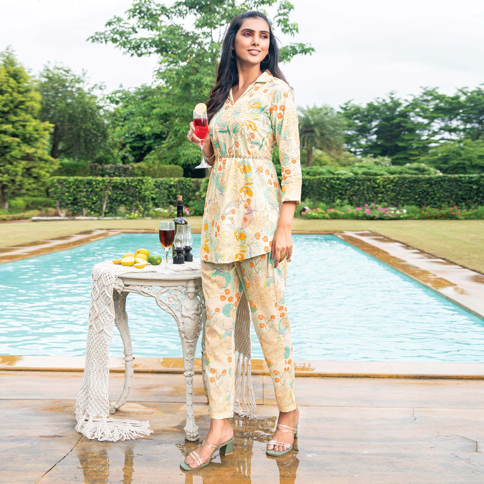 Peachmode Cream & Orange Floral Printed Pure Cotton Co Ord Set
