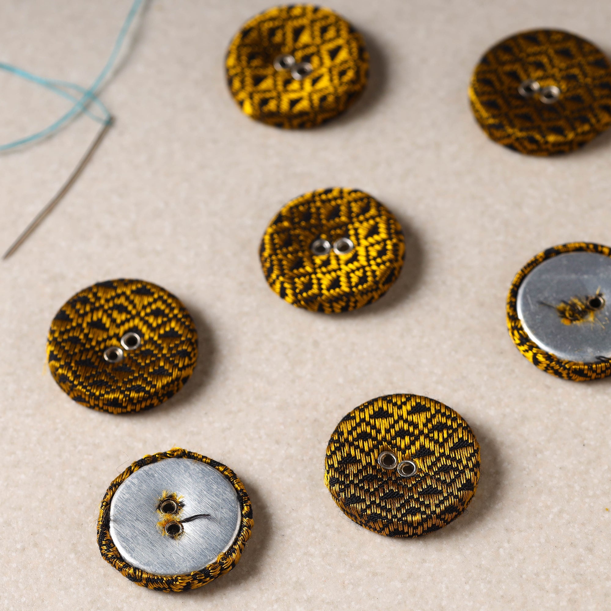 BUTTON BAAZ 2.5cm Buttonbaaz Handmade Button Big (Set of 8) 47 - view 2