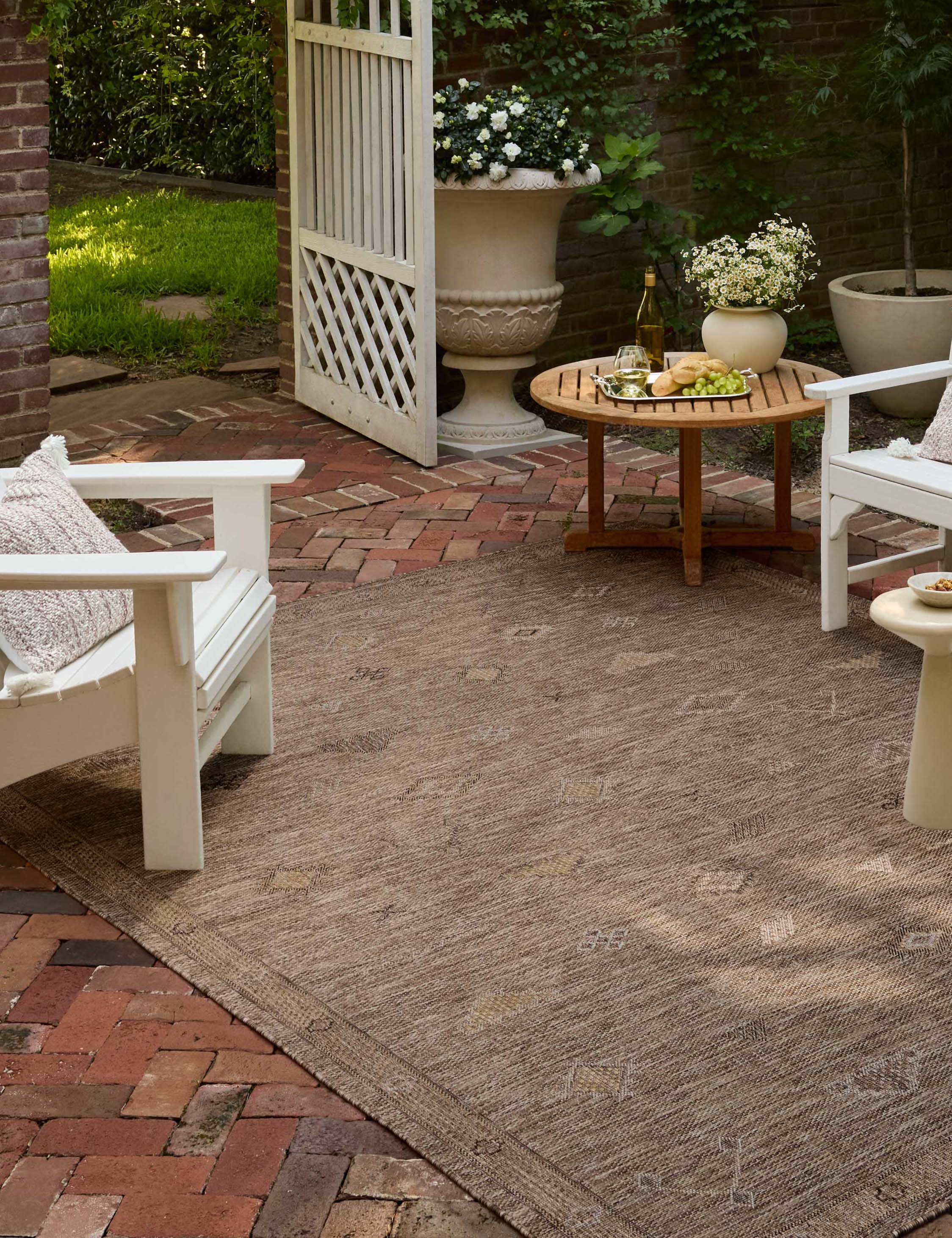 Lulu and Georgia Cortina Indoor / Outdoor Rug - view 2