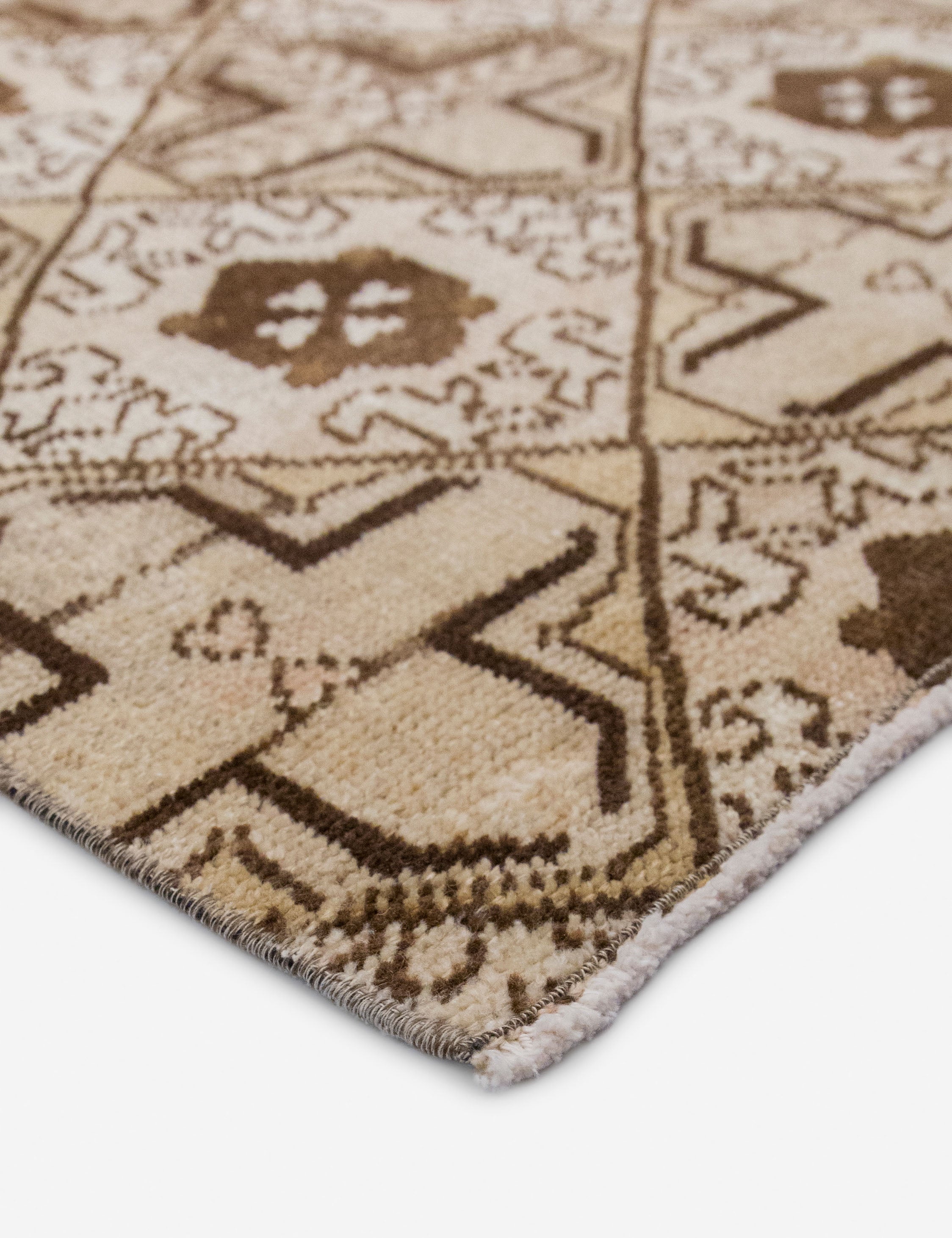 Lulu and Georgia Vintage Turkish Hand-Knotted Wool Rug No. 547, 4'5" x 6'8" - view 2