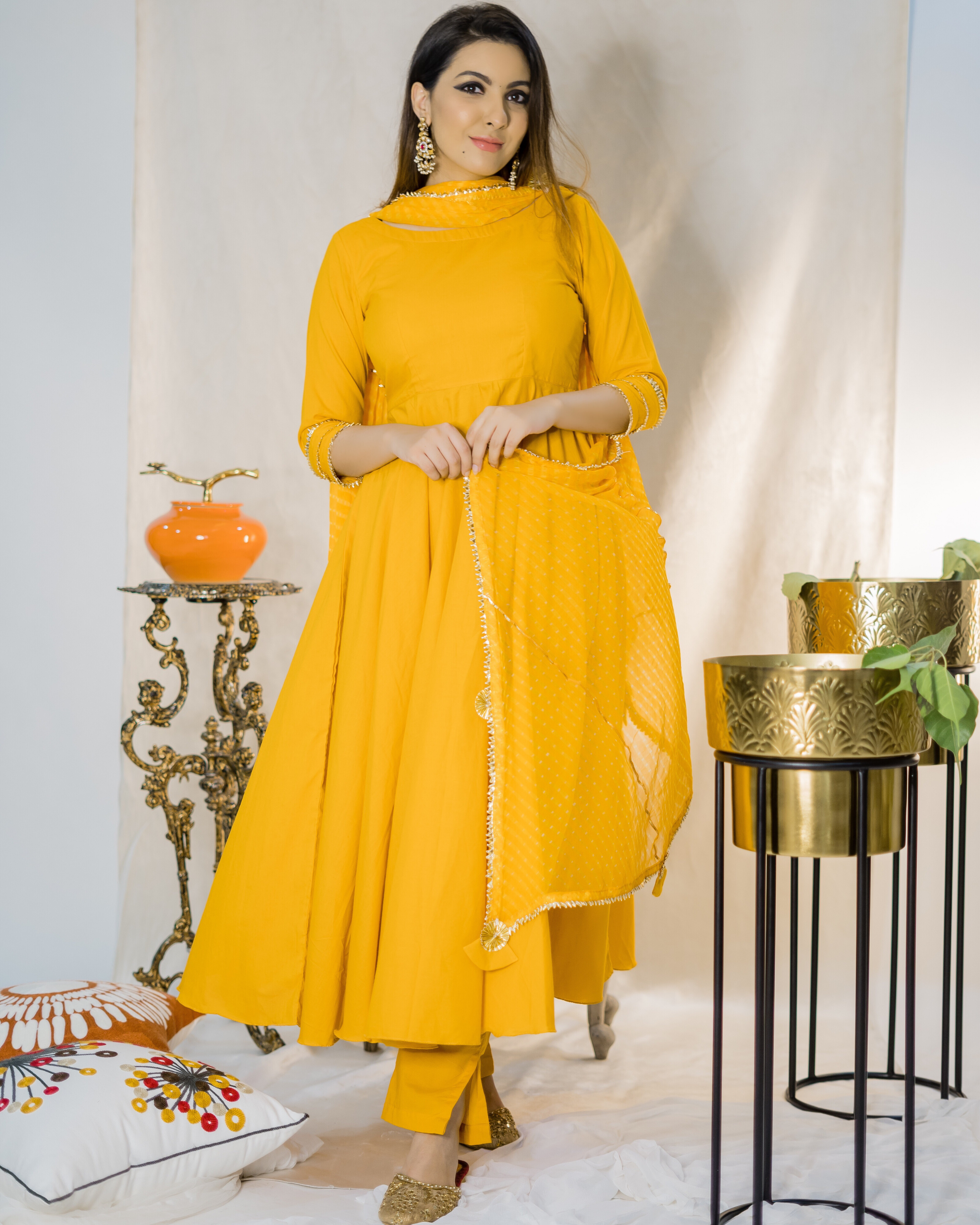 Aachho Tangelo Leheriya Suit Set - view 2