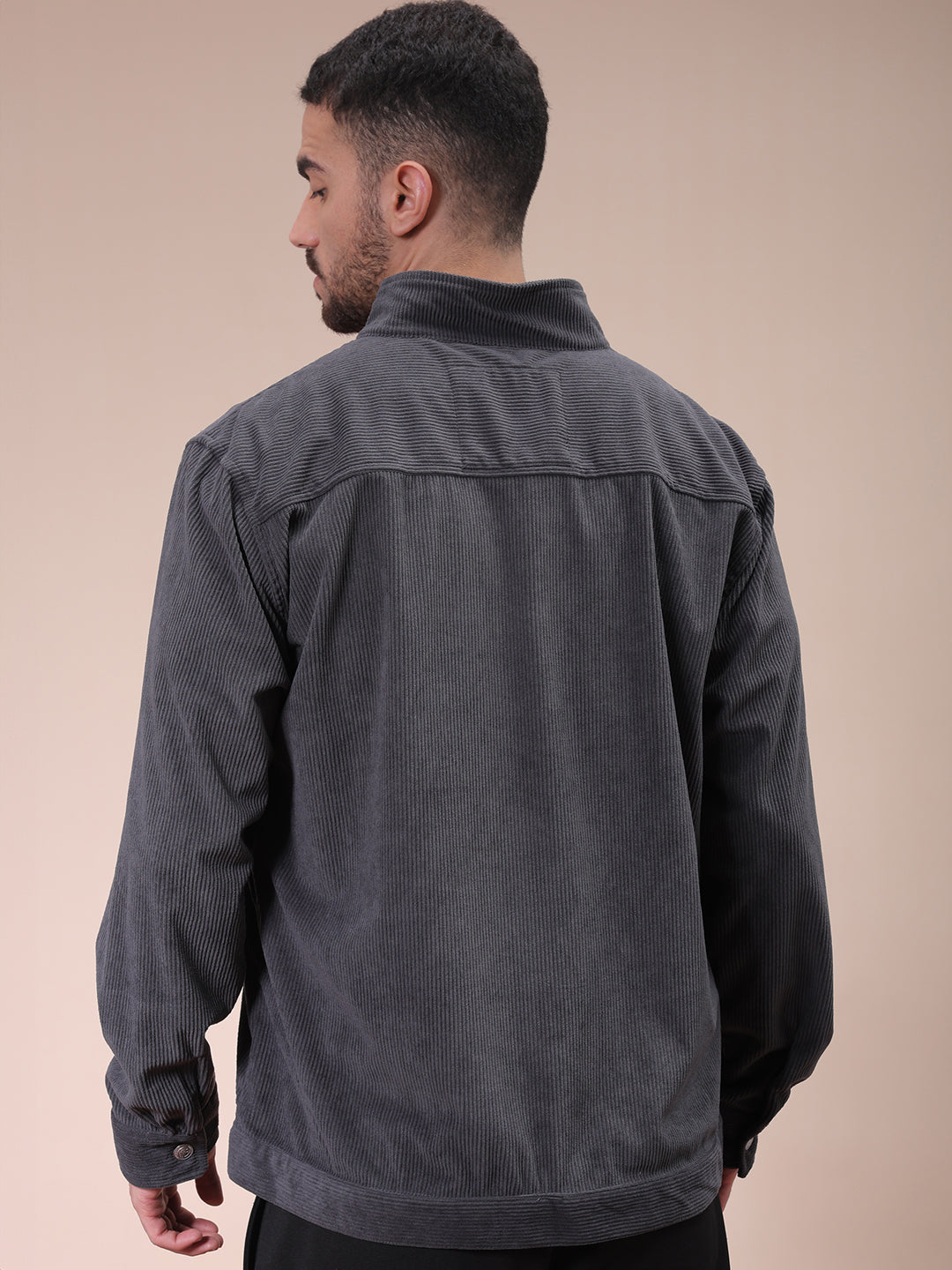The Indian Garage Co Men's Grey Relaxed Fit Knitted Corduroy Utility Jacket - view 5