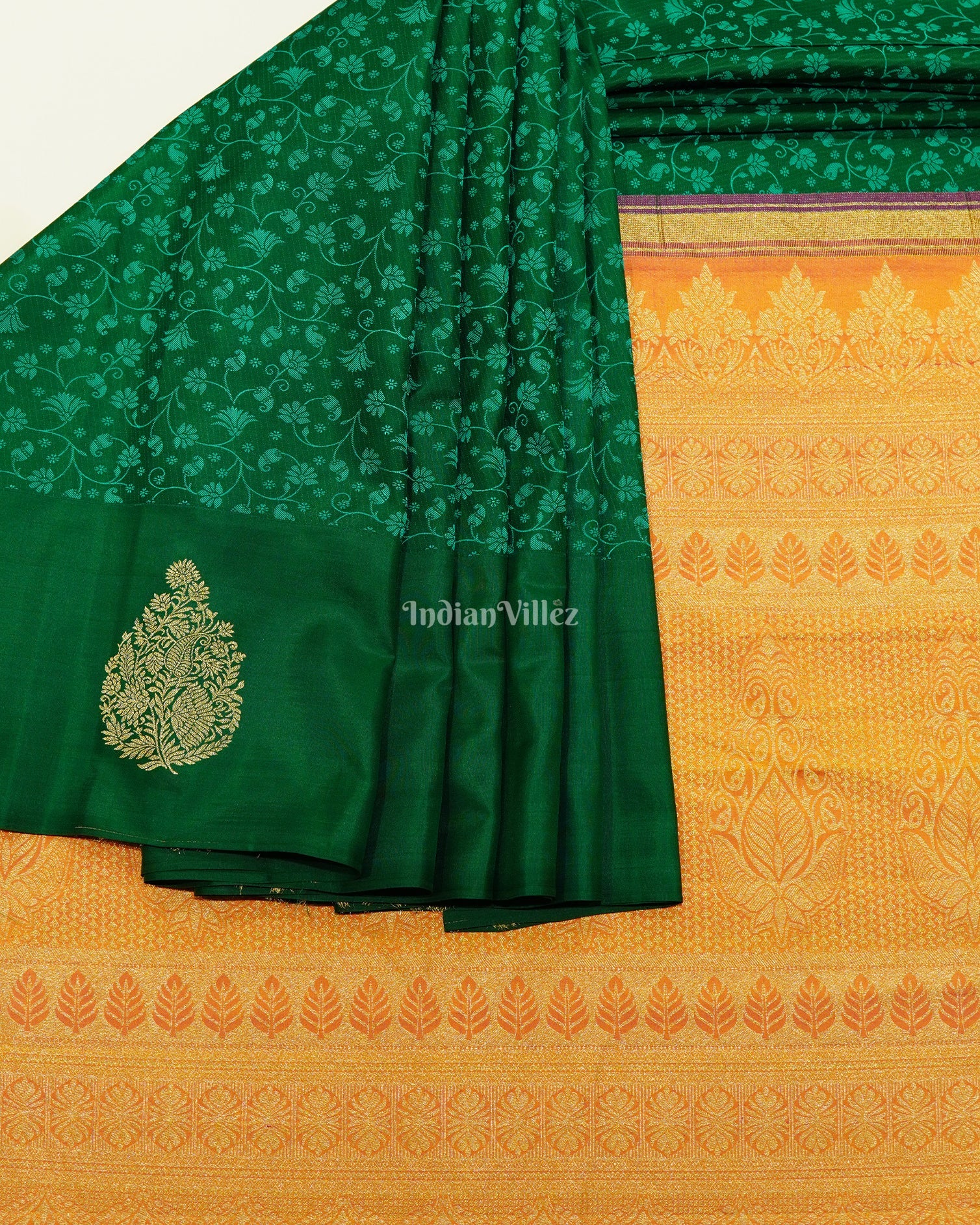 IndianVillèz Green Flower Motif Pure Kanjivaram Silk Saree