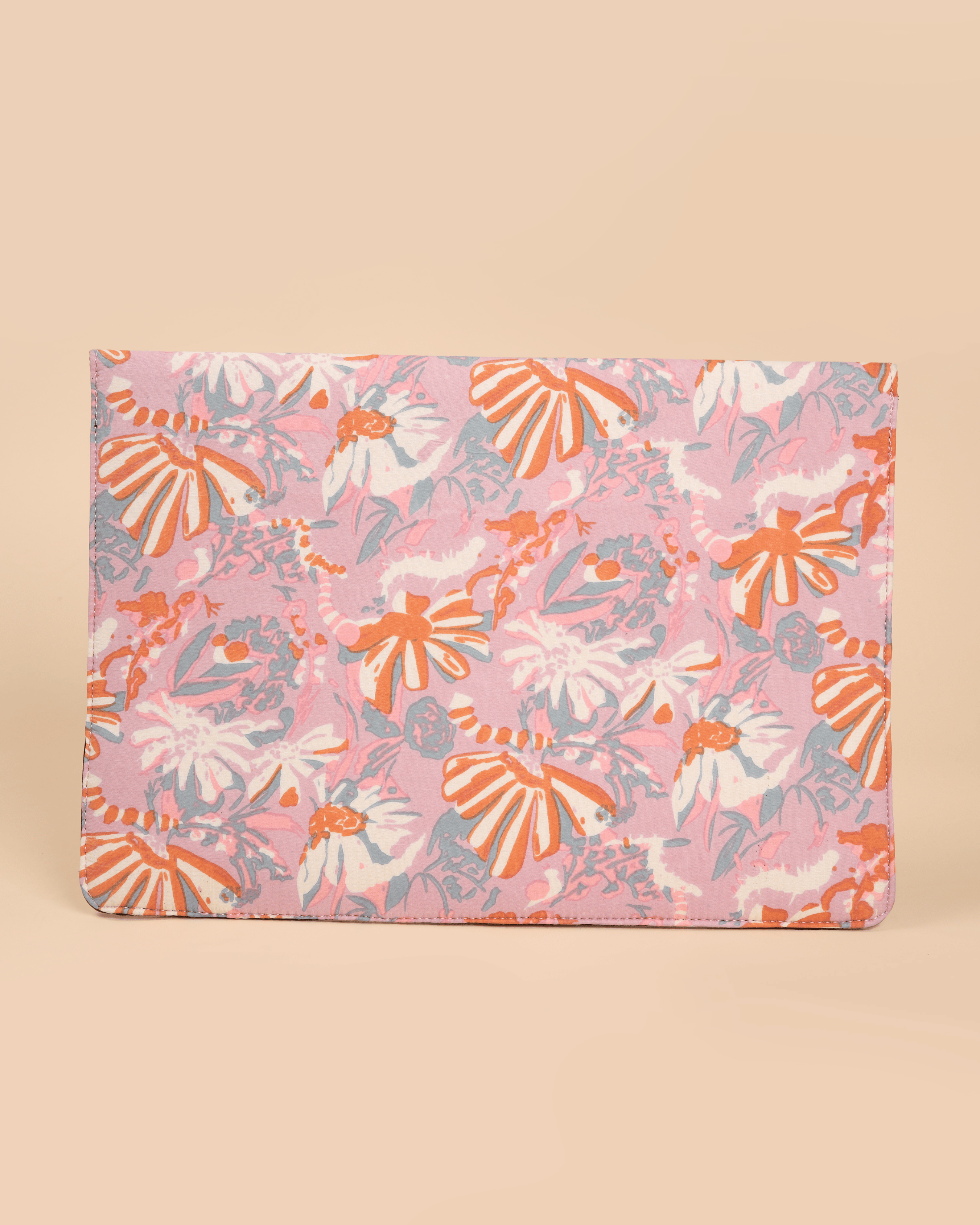 Aachho Mellow Meadows Laptop Sleeve - view 3