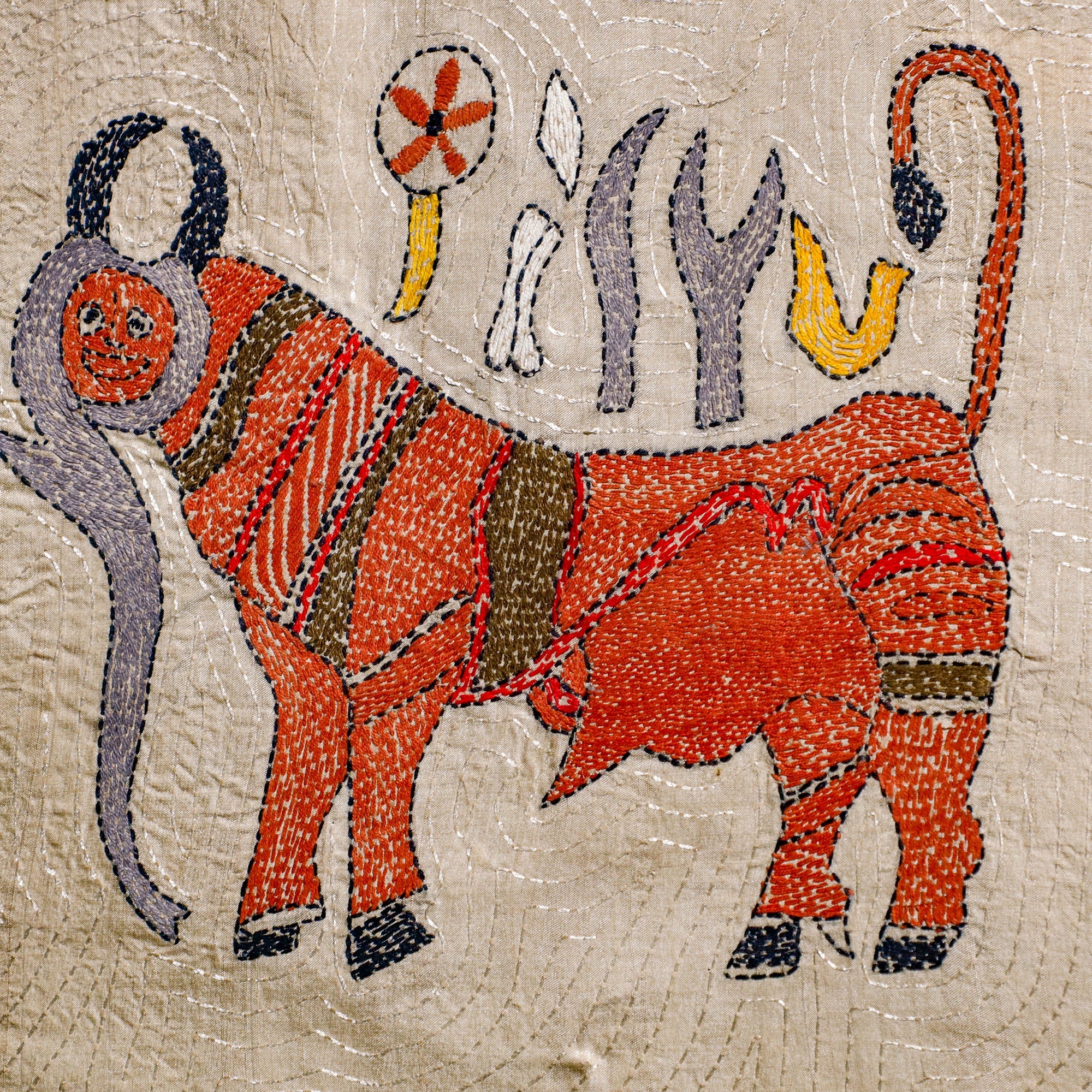 KHUSHBASH - HAPPY LOOM OF EAST Bengal Kantha Hand Embroidery Silk Wall Hanging (11 x 12 in) 02 - view 2