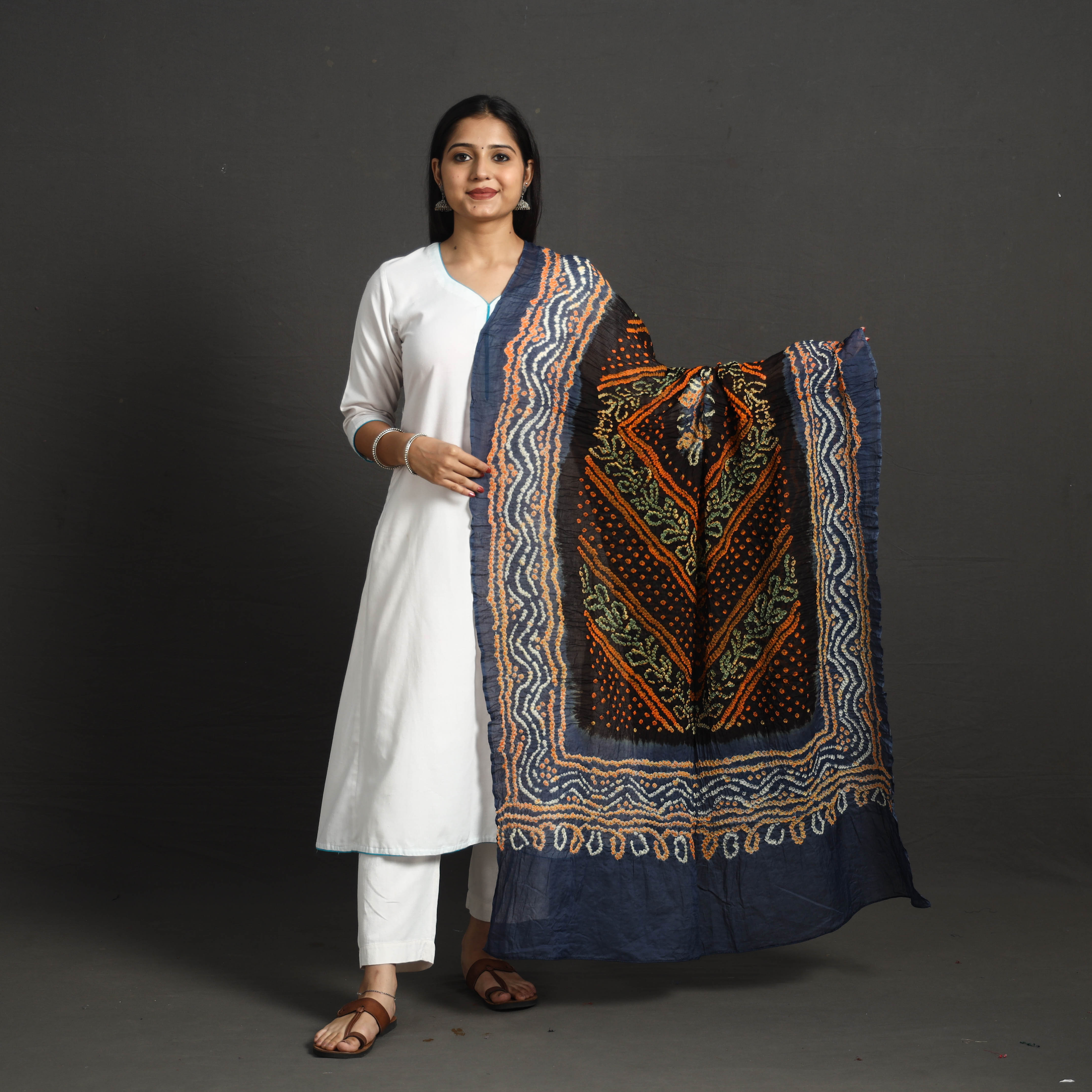 KACHCHH JI CHHAAP Kutch Tie-Dye Cotton Bandhani Dupatta 43