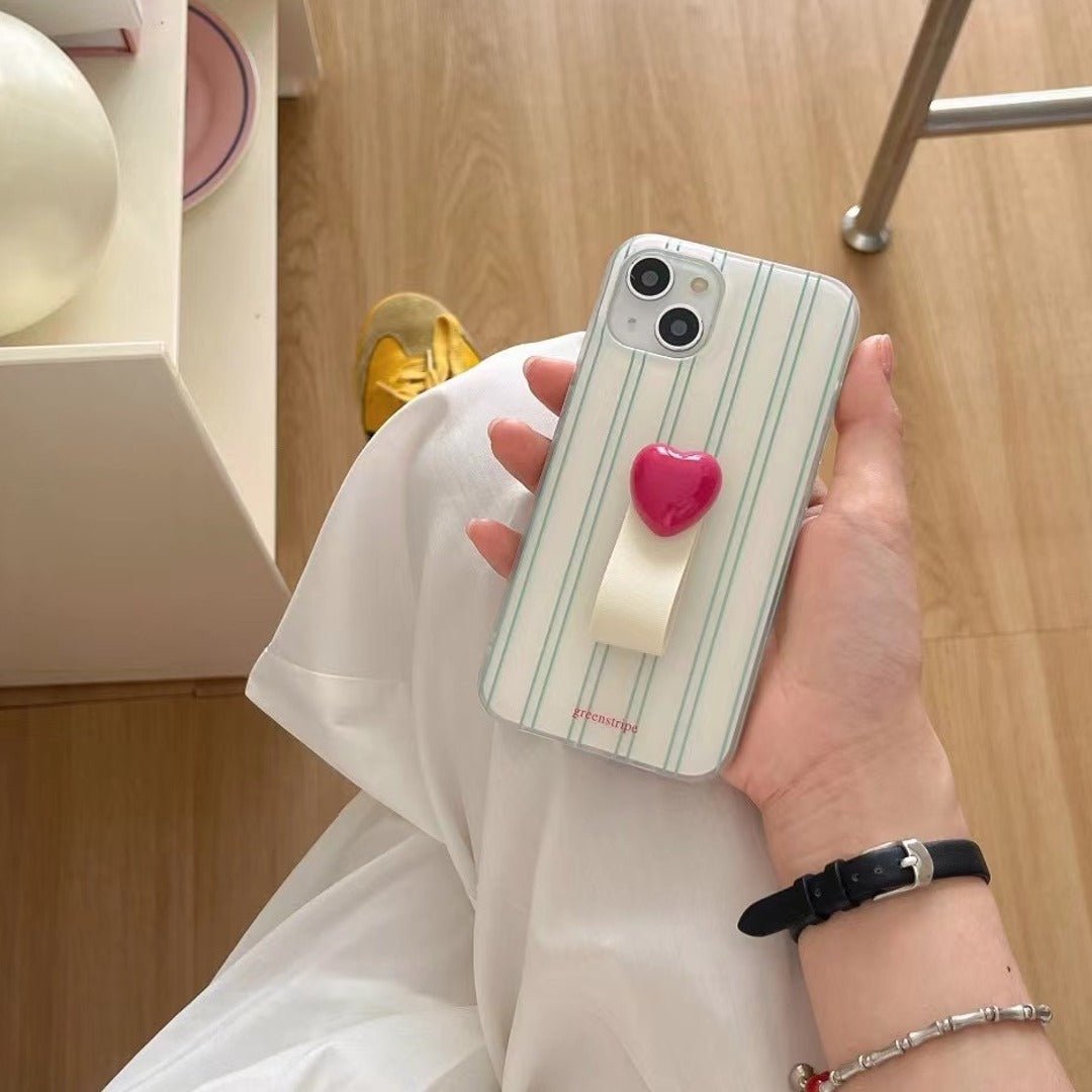 Peeperly Striped Grip Heart Case – No Color