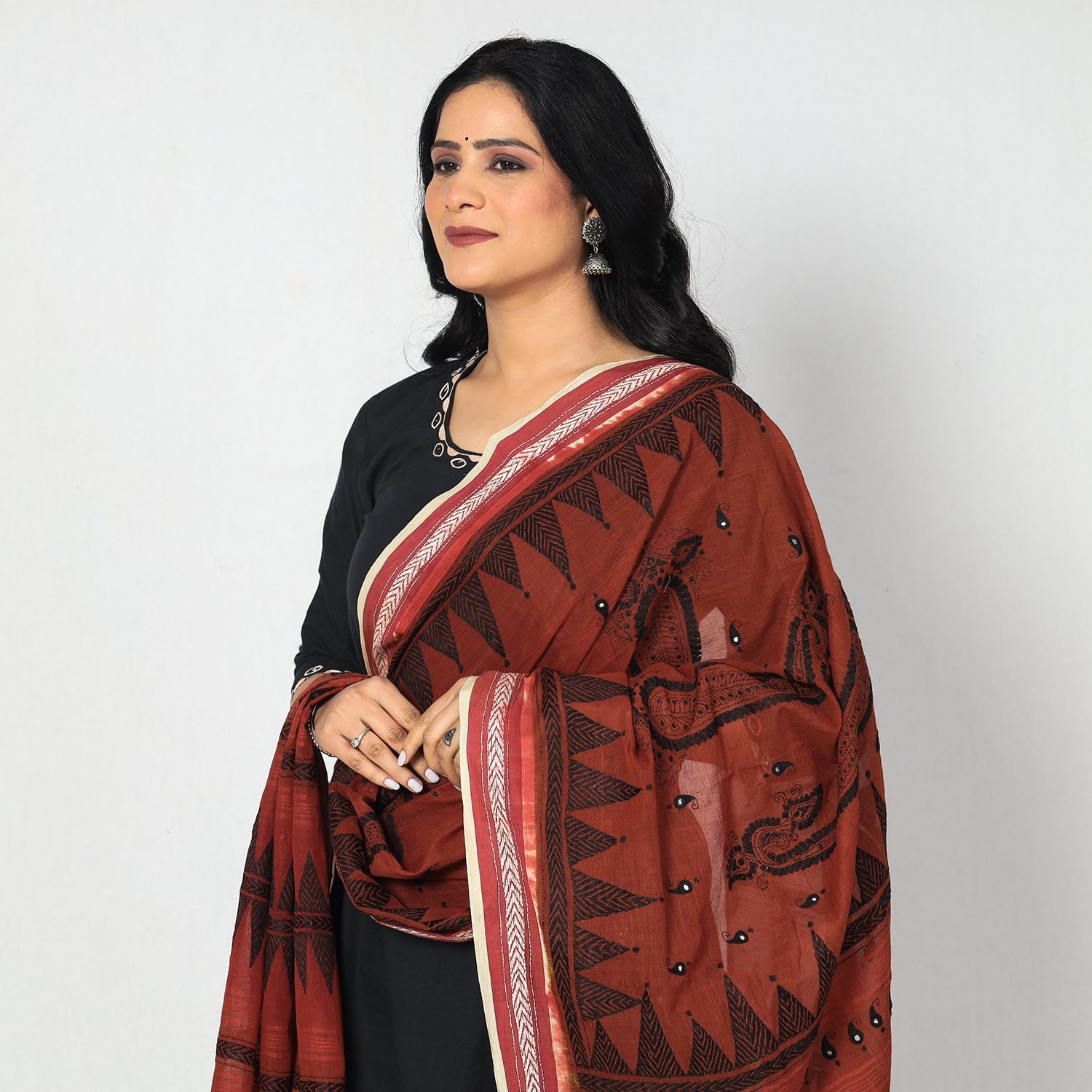KHUSHBASH - HAPPY LOOM OF EAST Brown - Bengal Kantha Embroidery Cotton Handloom Dupatta - view 2