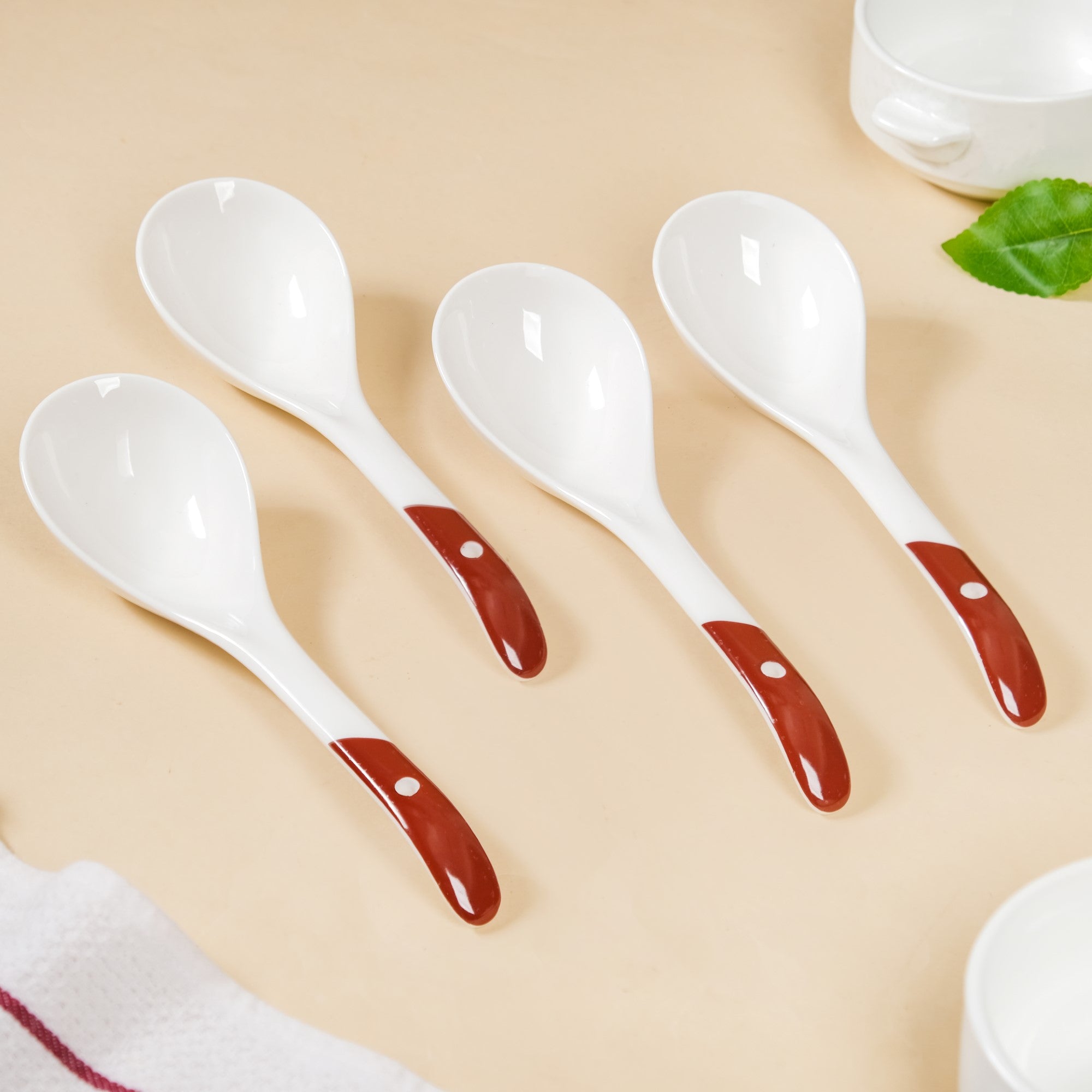 Nestasia Set Of 4 Ceramic Serving Spoons White And Brown