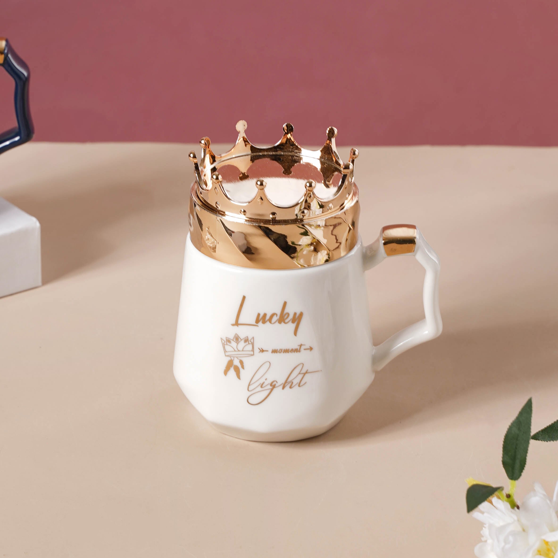Nestasia Mug With A Crown Lid - view 13