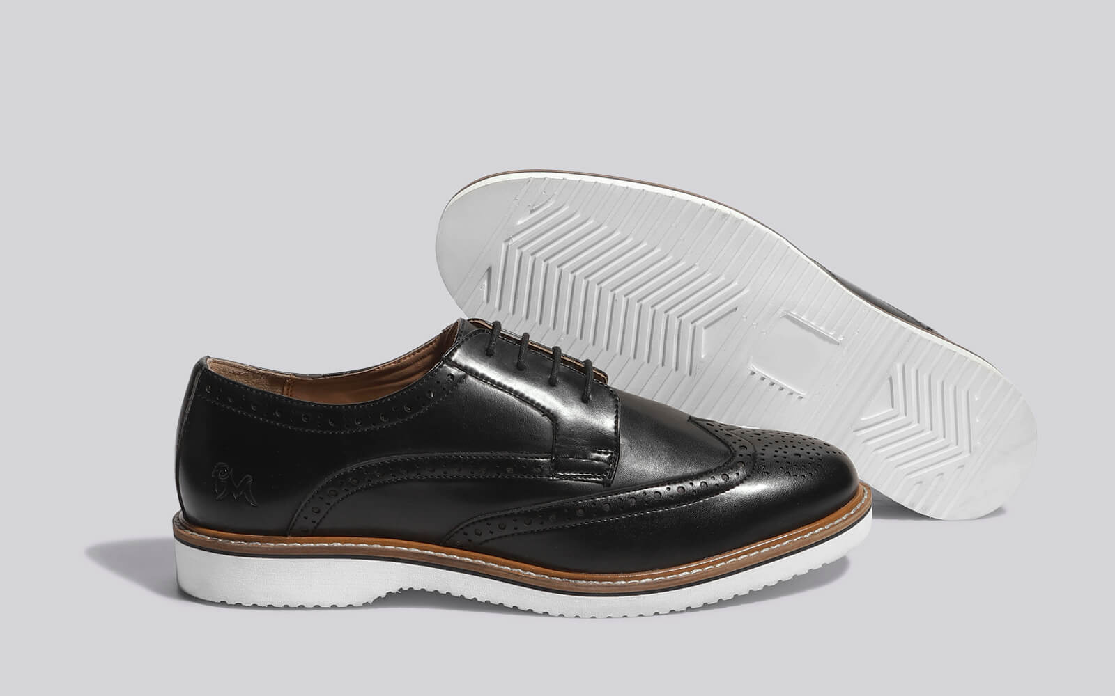 Neeman's Luxe Brogues : Black - view 2
