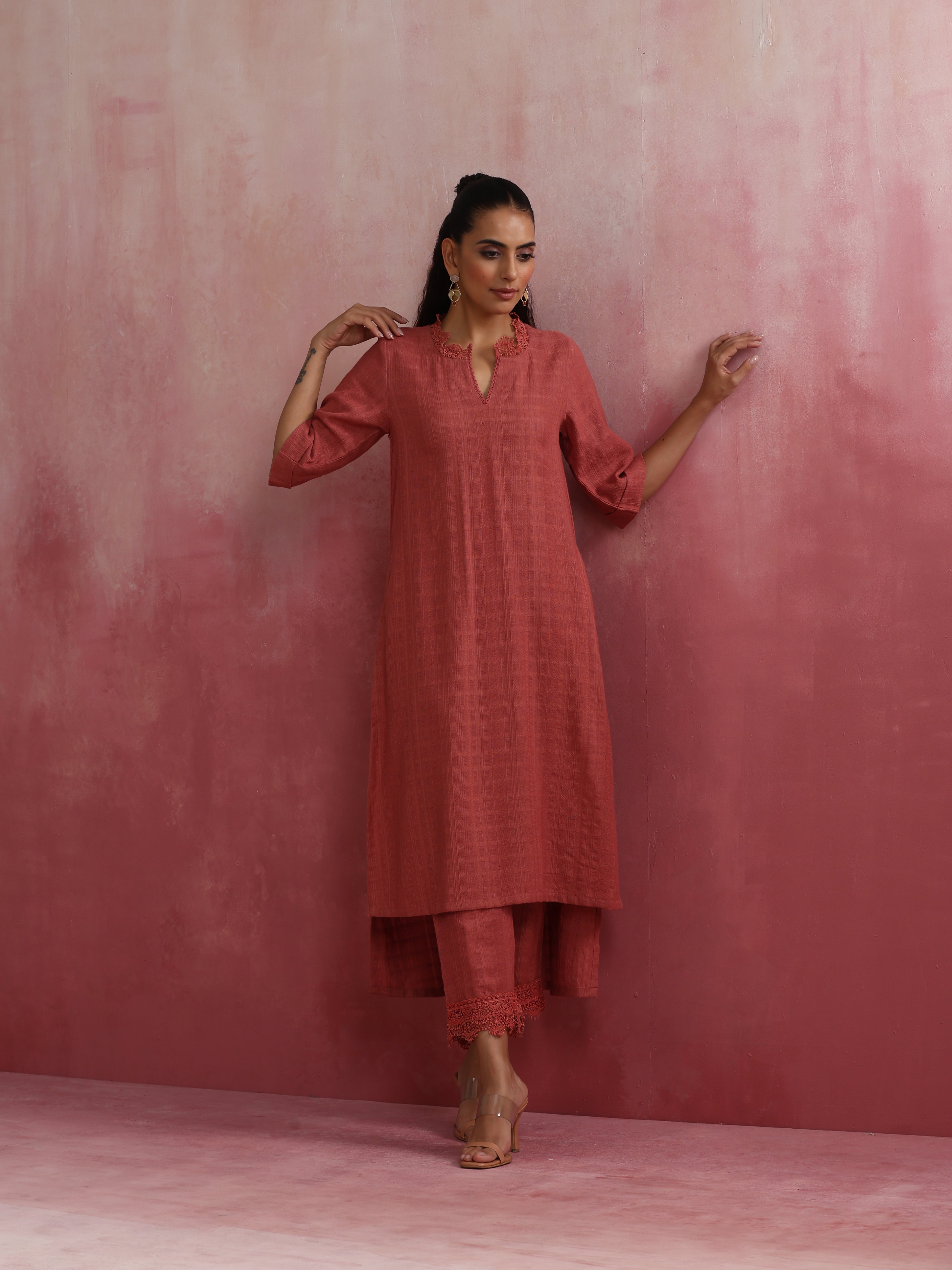 trueBrowns Peach High low Cotton Dobby Kurta Set - view 2