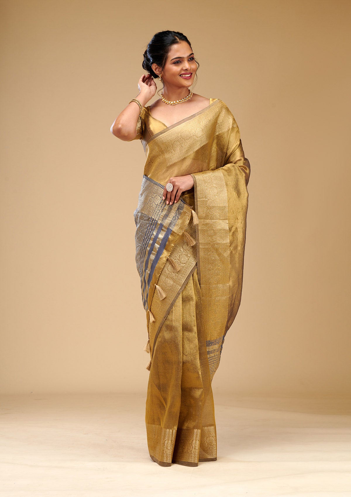 Koskii Mehendi Zariwork Tissue Saree – Women's - view 5