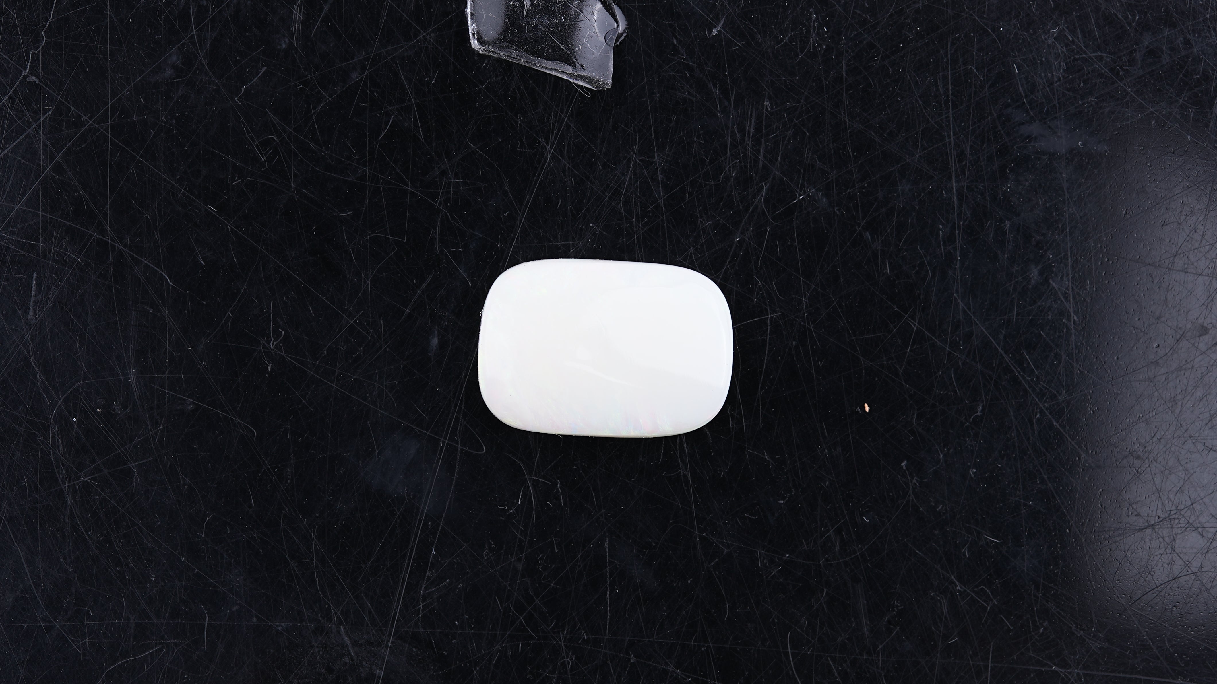 Gemsmantra Opal with Fire - 5.02 Carats (5.522 Ratti)