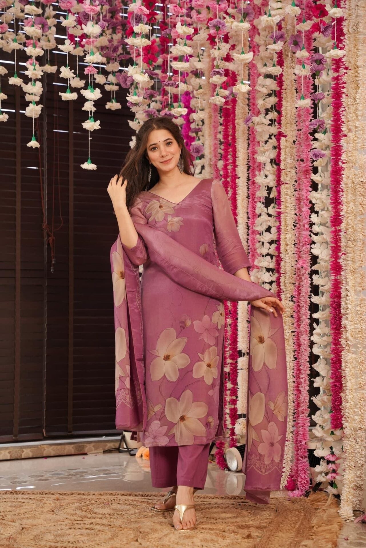Idaho-o Rabia glow floral kurta set - view 2