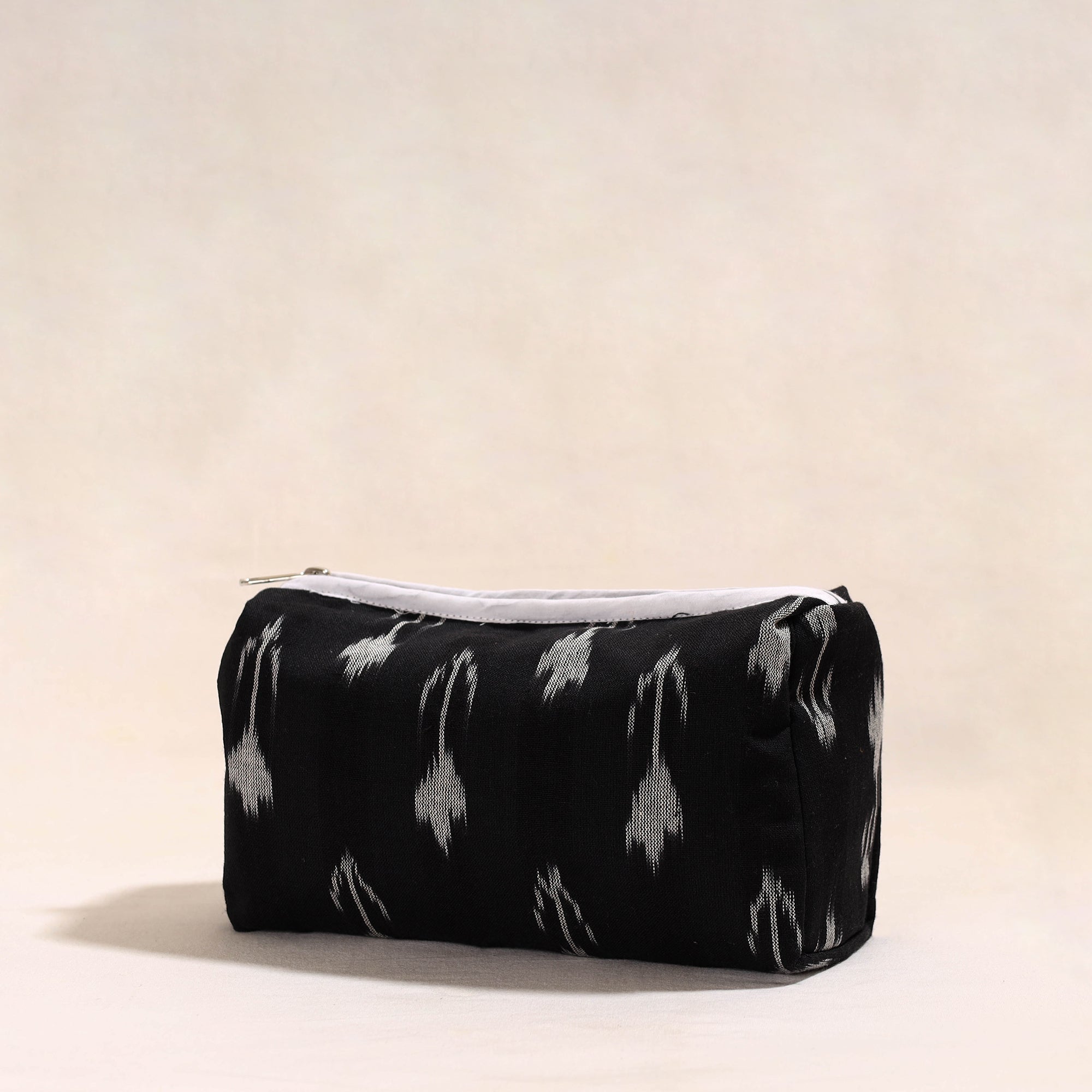 NOORI BAZAR Black - Handmade Cotton Toiletry Pouch 02 - view 2