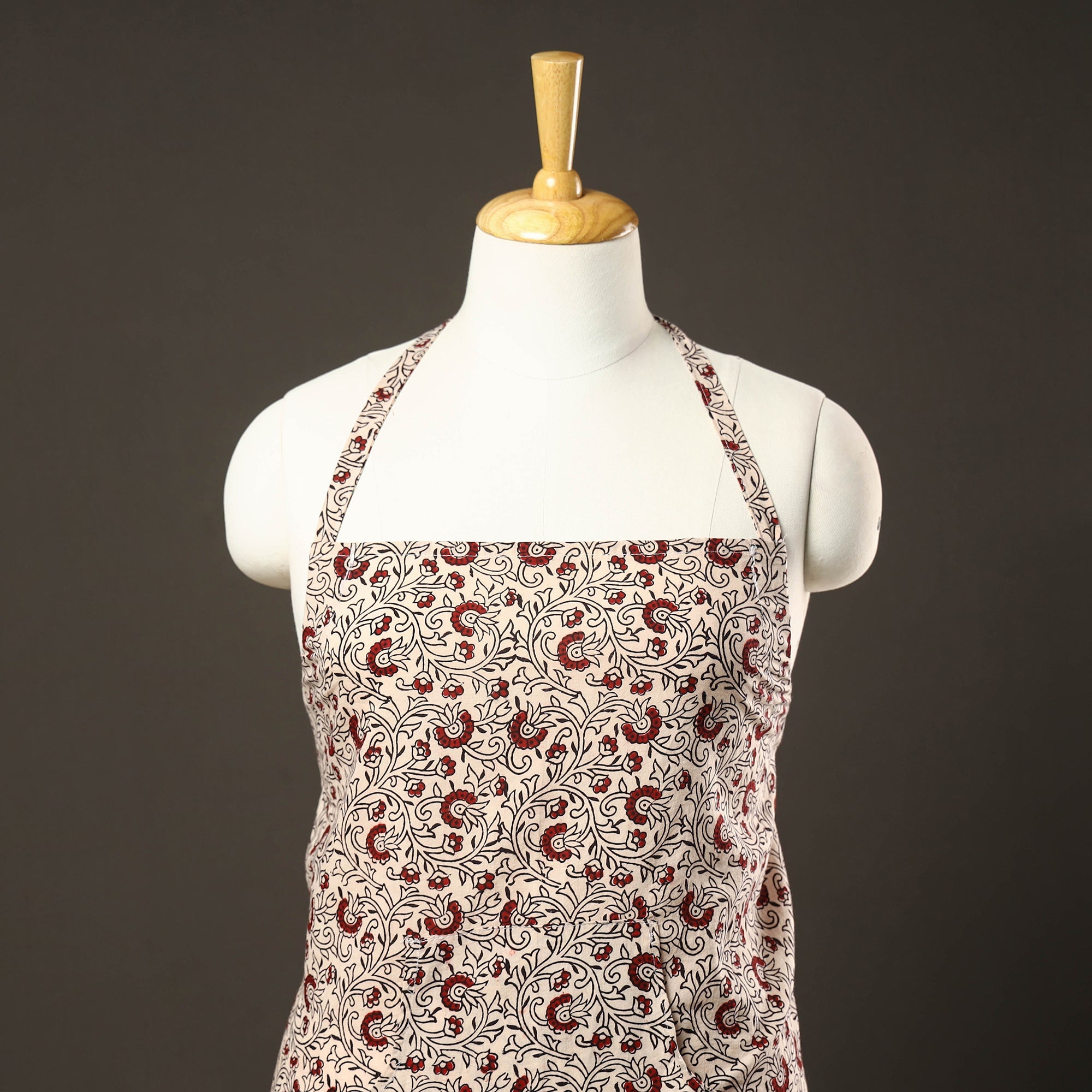 ITOKRI CRAFTS INITIATIVE Bagh Block Printed Cotton Apron with Pocket 33 - view 2