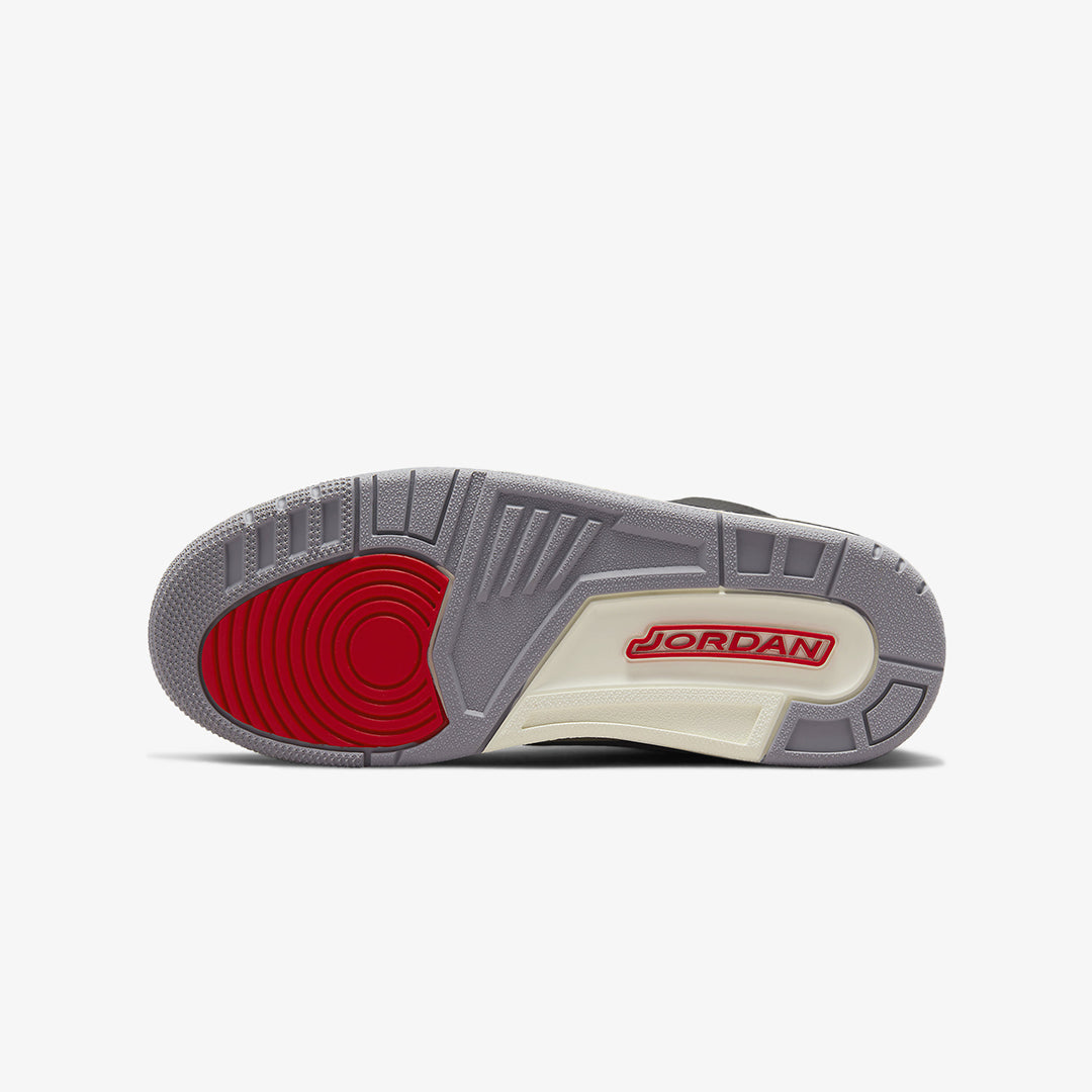Jordan | AIR JORDAN 3 RETRO { BLACK/FIRE RED-METALLIC GOLD - view 5