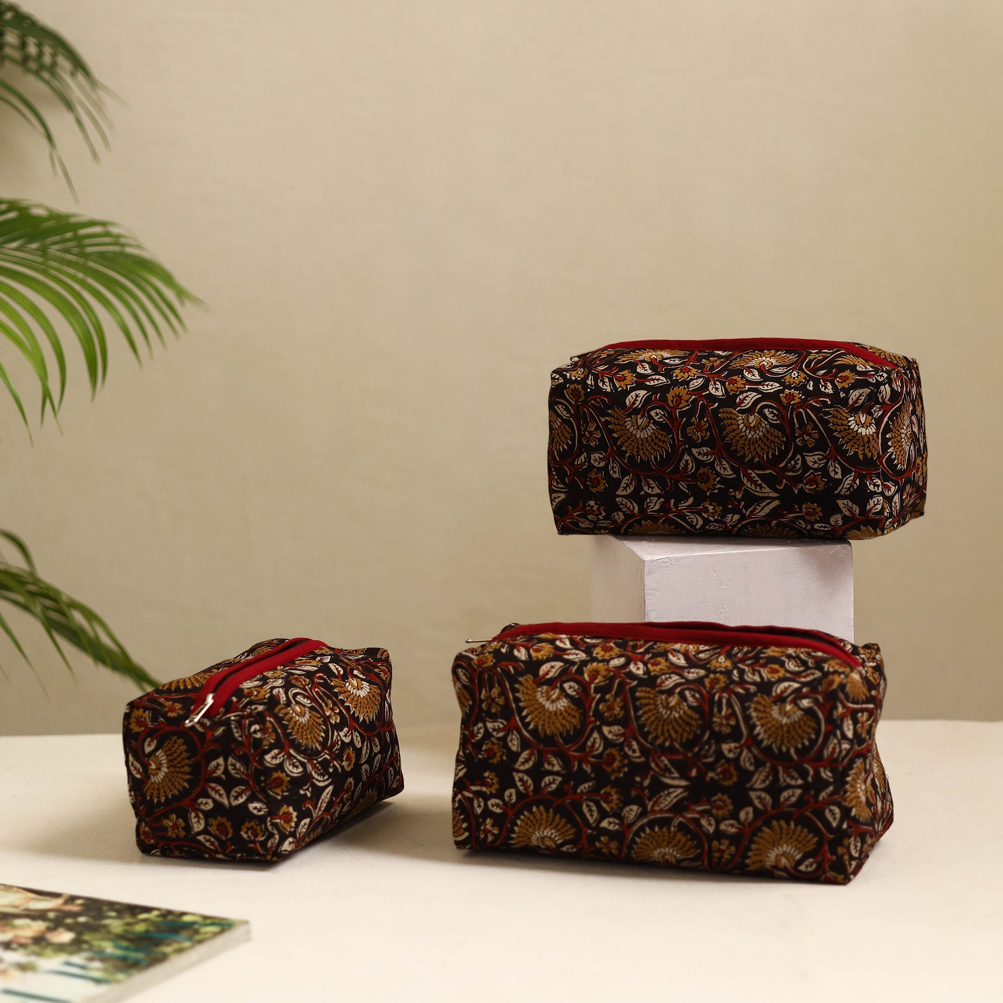 NOORI BAZAR Black - Handmade Cotton Toiletry Bags (Set of 3) 02
