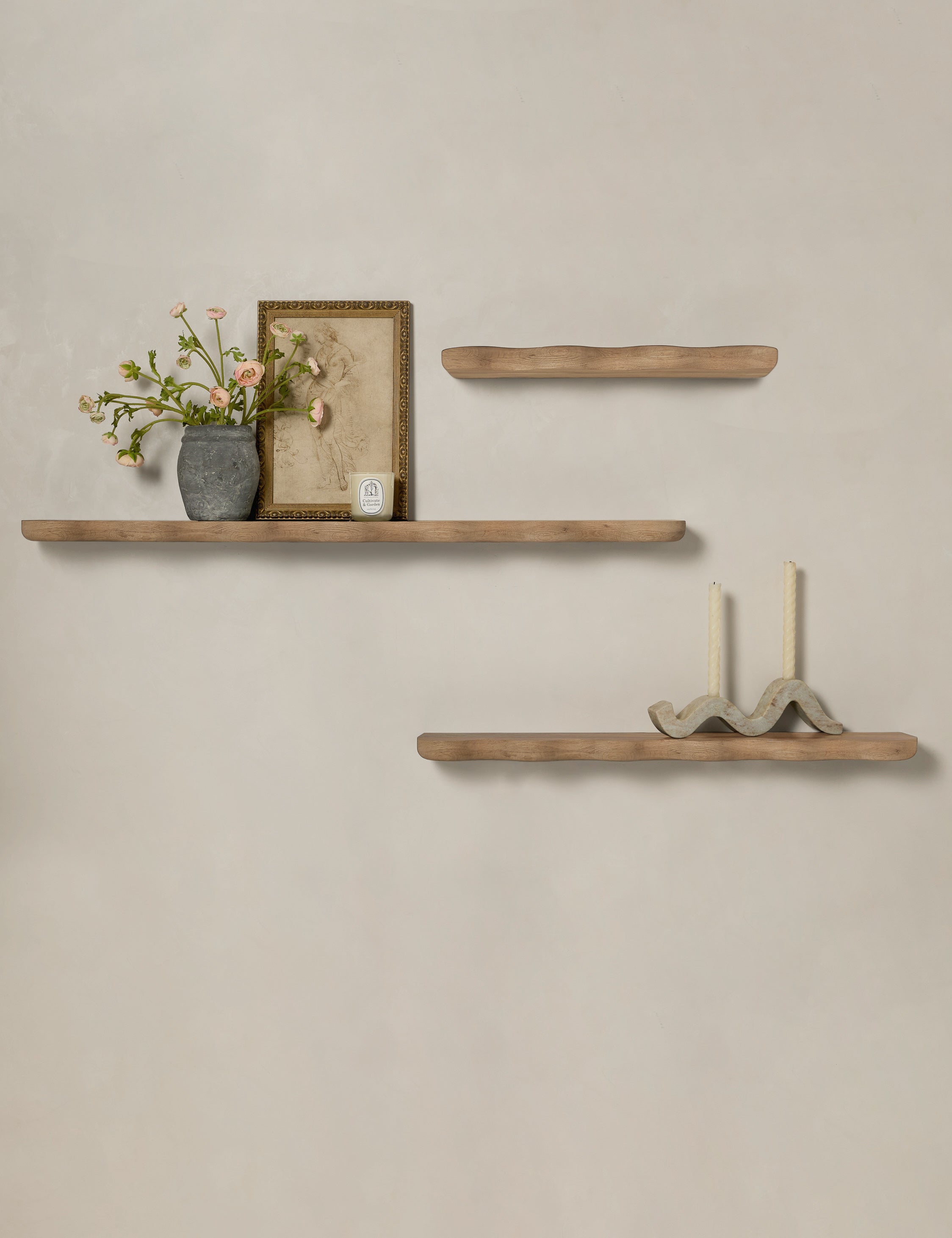 Lulu and Georgia Cario Shelf