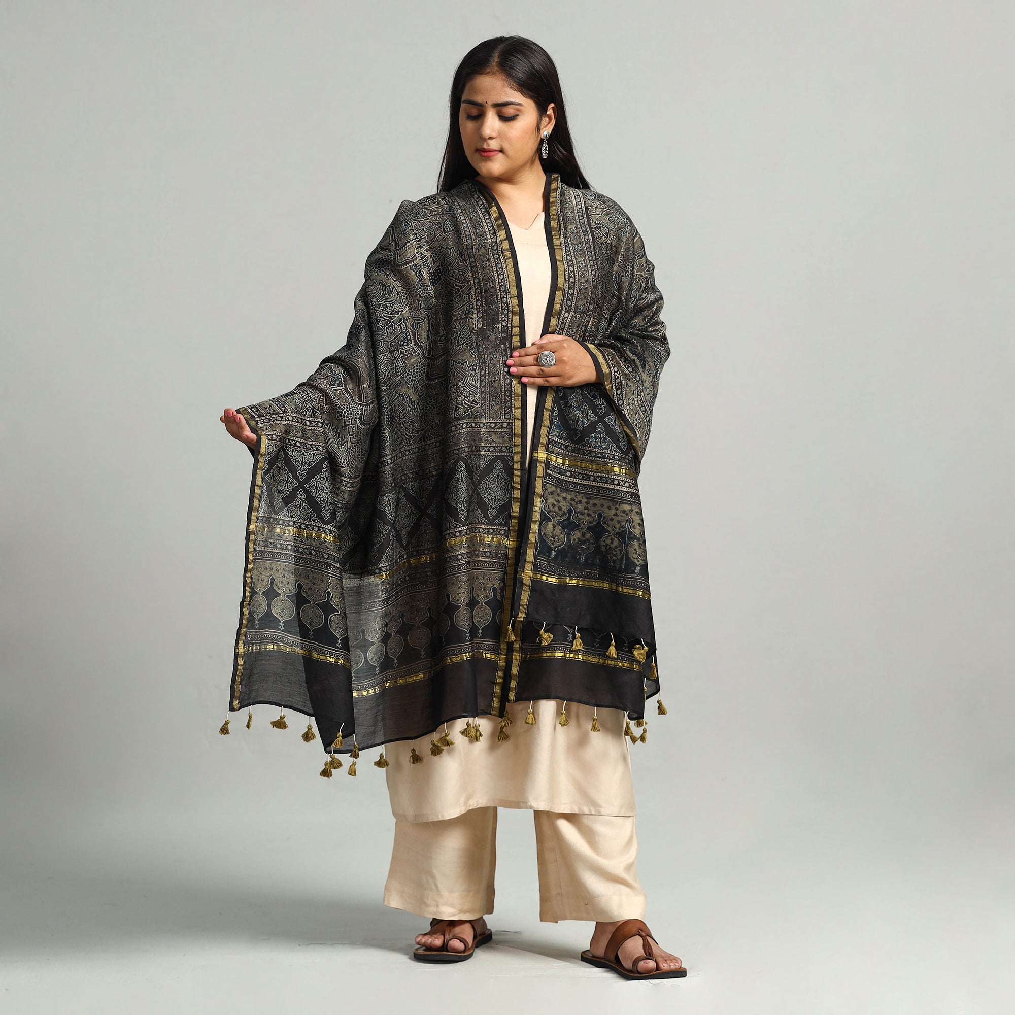AJRAKH BY SUFIYAN ISMAIL KHATRI Black - Block Printed Chanderi Silk Handloom Ajrakh Dupatta 18 - view 2