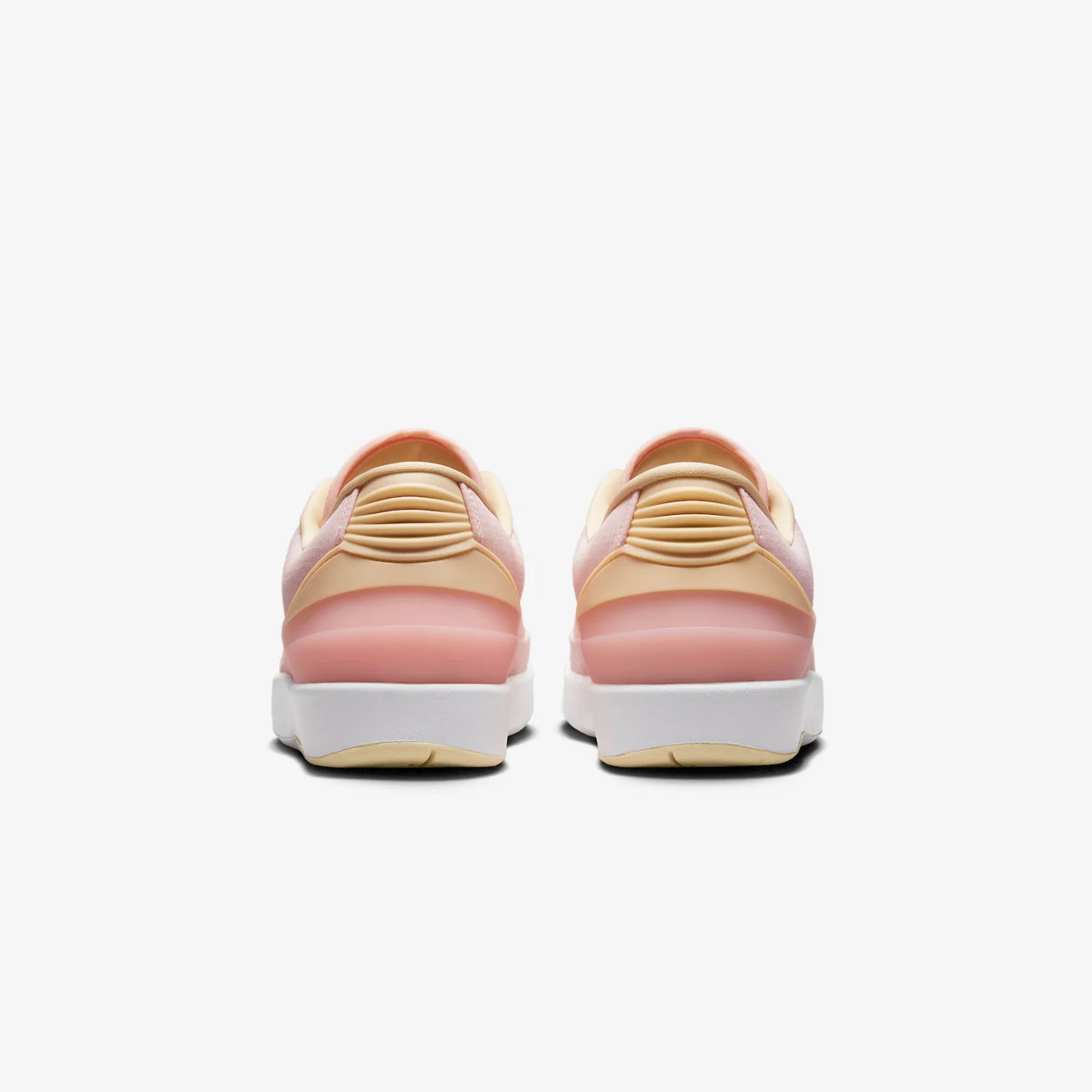 Jordan | AIR JORDAN 2 RETRO LOW { ATMOSPHERE/PALE VANILLA-WHITE - view 2