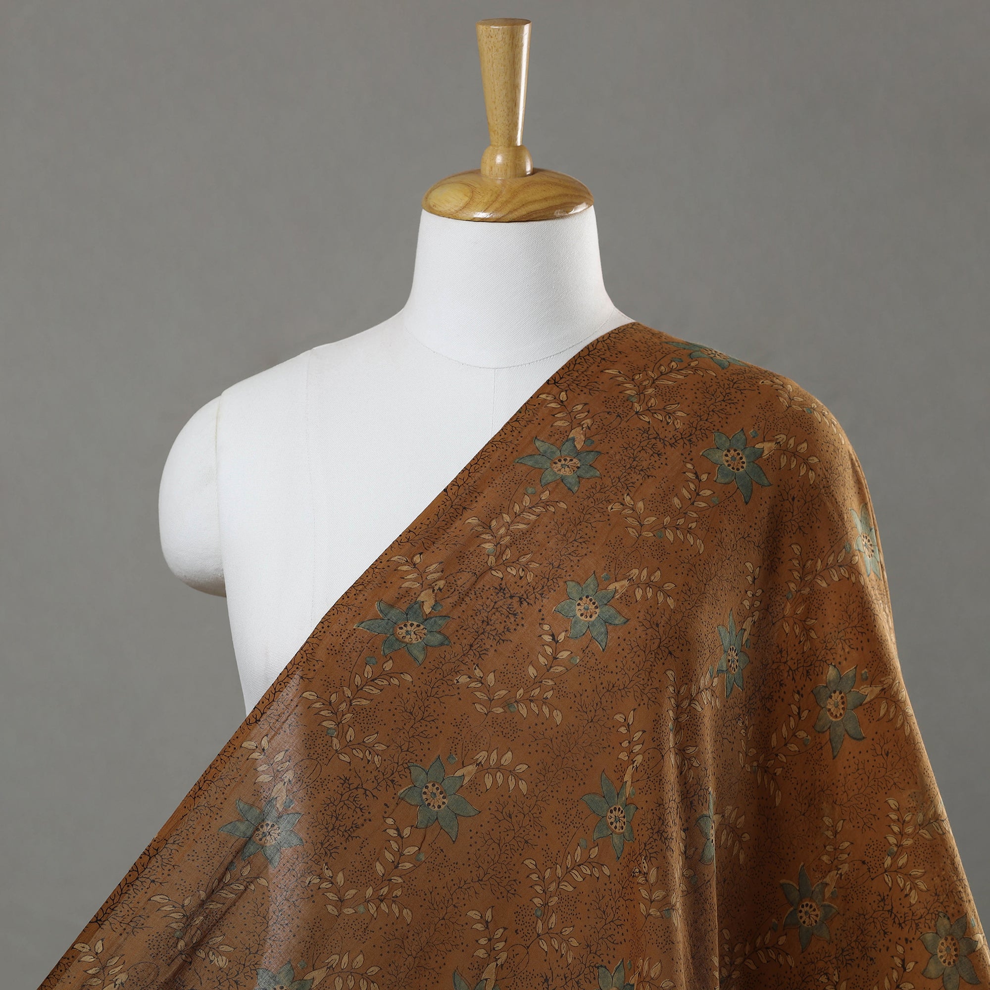 KACHCHH JI CHHAAP Brown - Hand Block Printed Mul Cotton Ajrakh Fabric 01