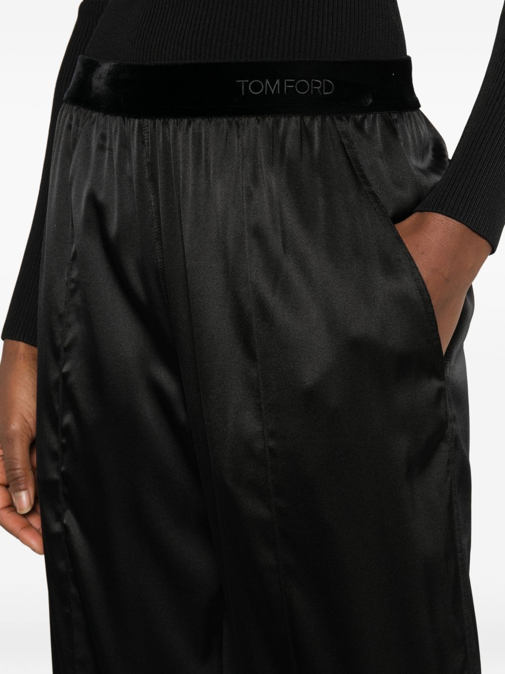Tom Ford Pajama silk trousers – Silk 94%, Elastane 6% - view 2