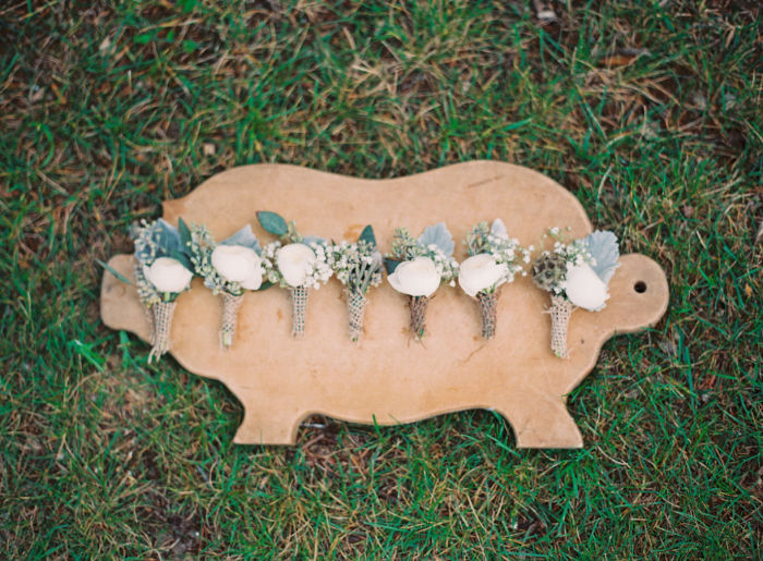 fiftyflowers.com Outdoor Vintage Wedding - view 6