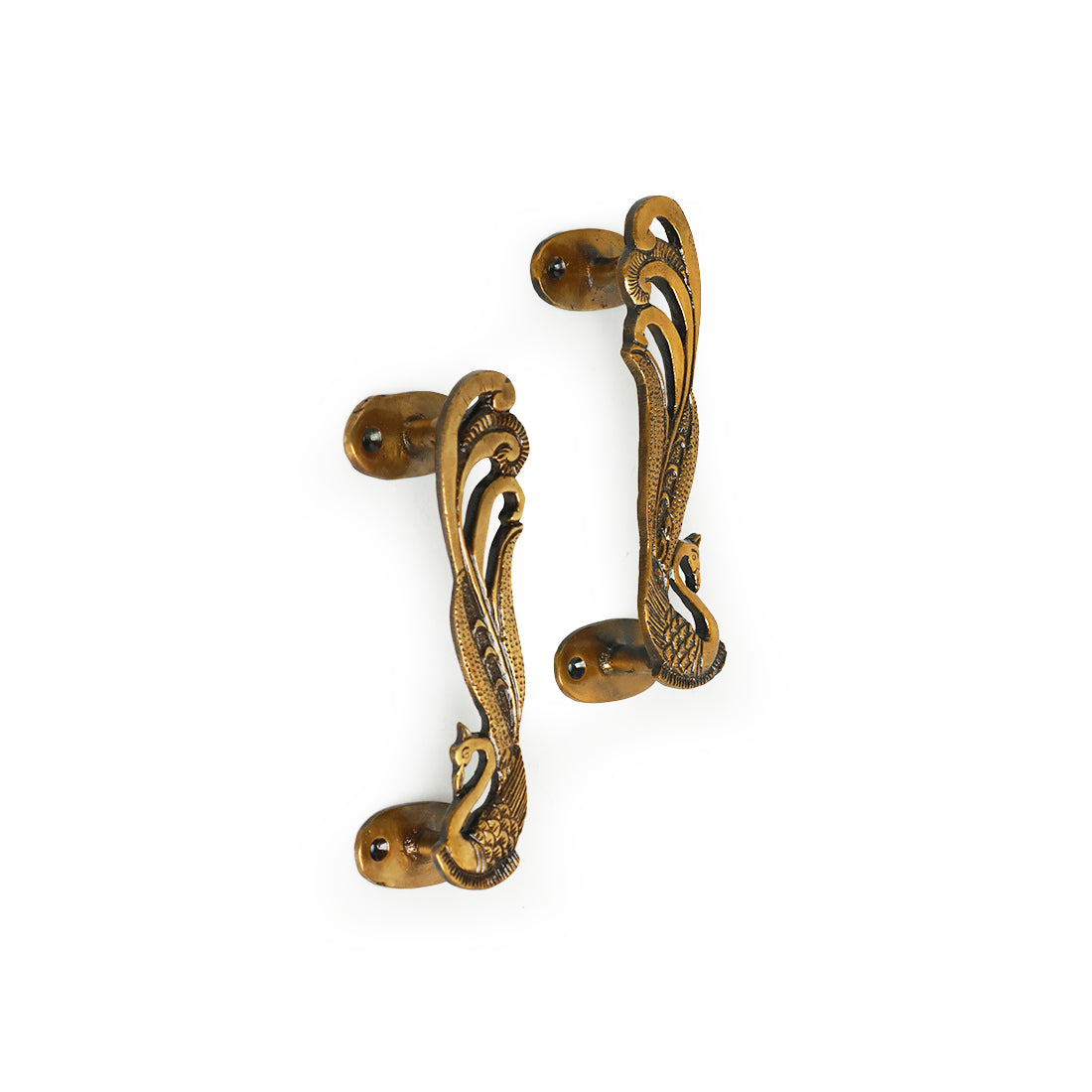 EXCLUSIVELANE 'Beautiful Peacock Pair' Hand-Etched Carved Door Handle In Brass - view 4