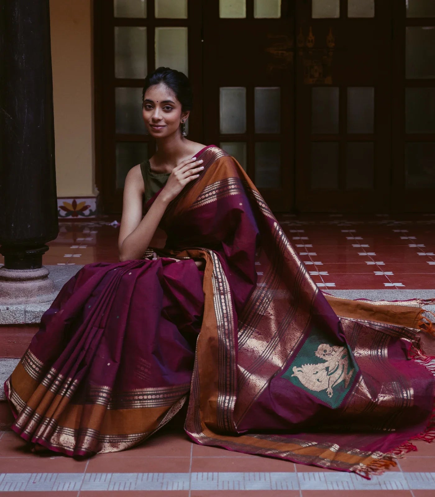 RmKV Crimson Handloom Kanchi Cotton Saree With Coin Buttas