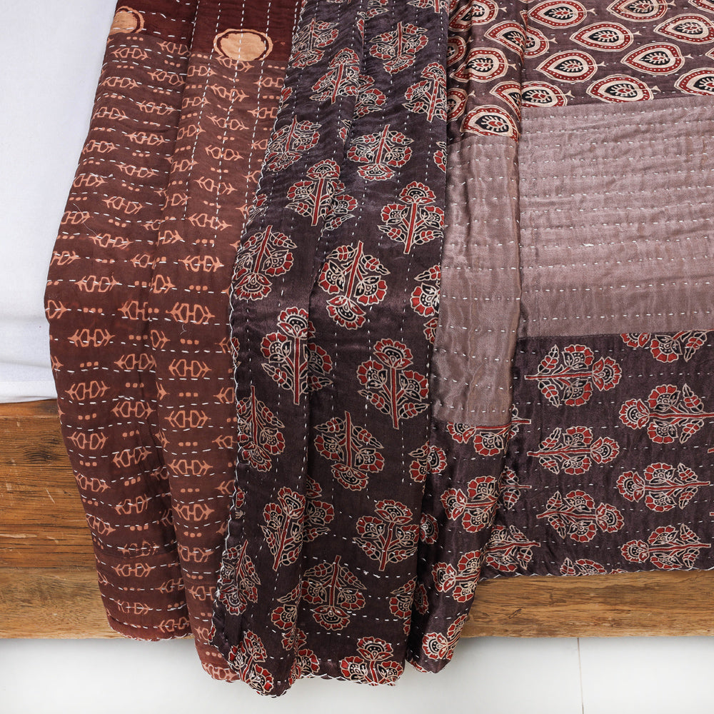 KACHCHH JI CHHAAP Brown - Reversible Kutch Tagai Embroidered Mashru Silk Double Bed Cover / Quilt (110 x 87 in) - view 4