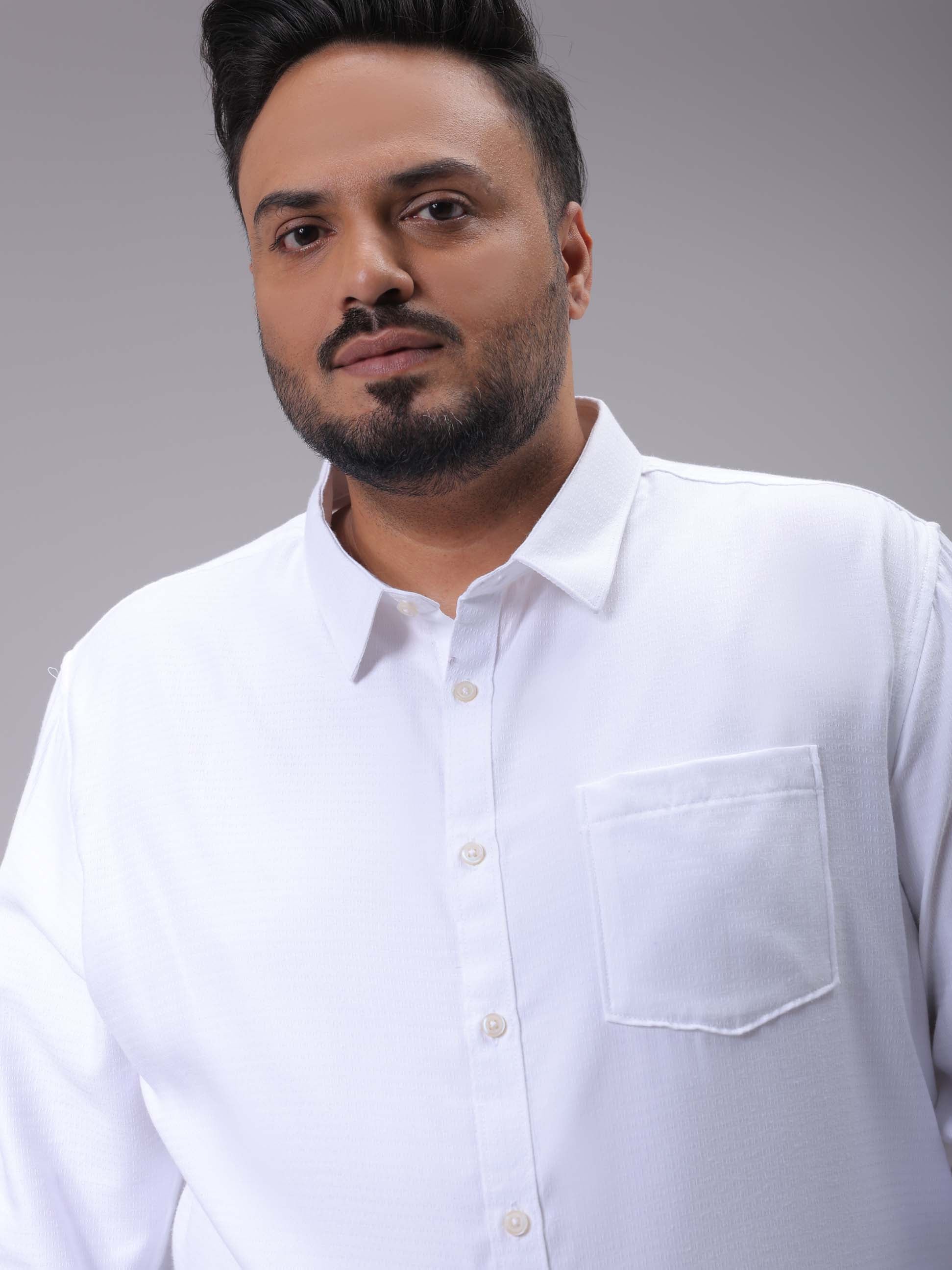 HARDSODA Men's Plus Size White Regular Fit Solid Formal Shirt