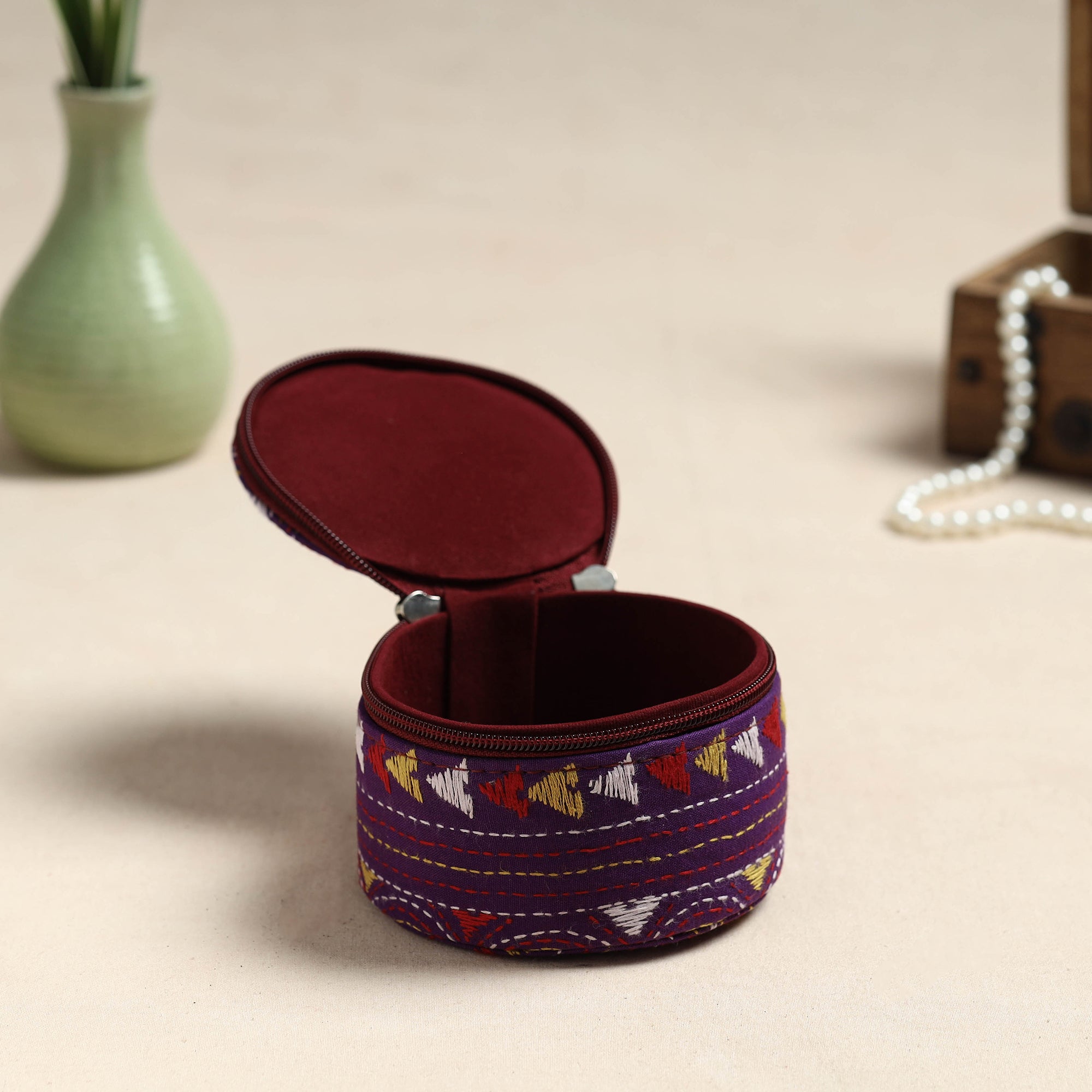 ASALKAAR Bengal Kantha Work Handcrafted Round Utility Box - view 2