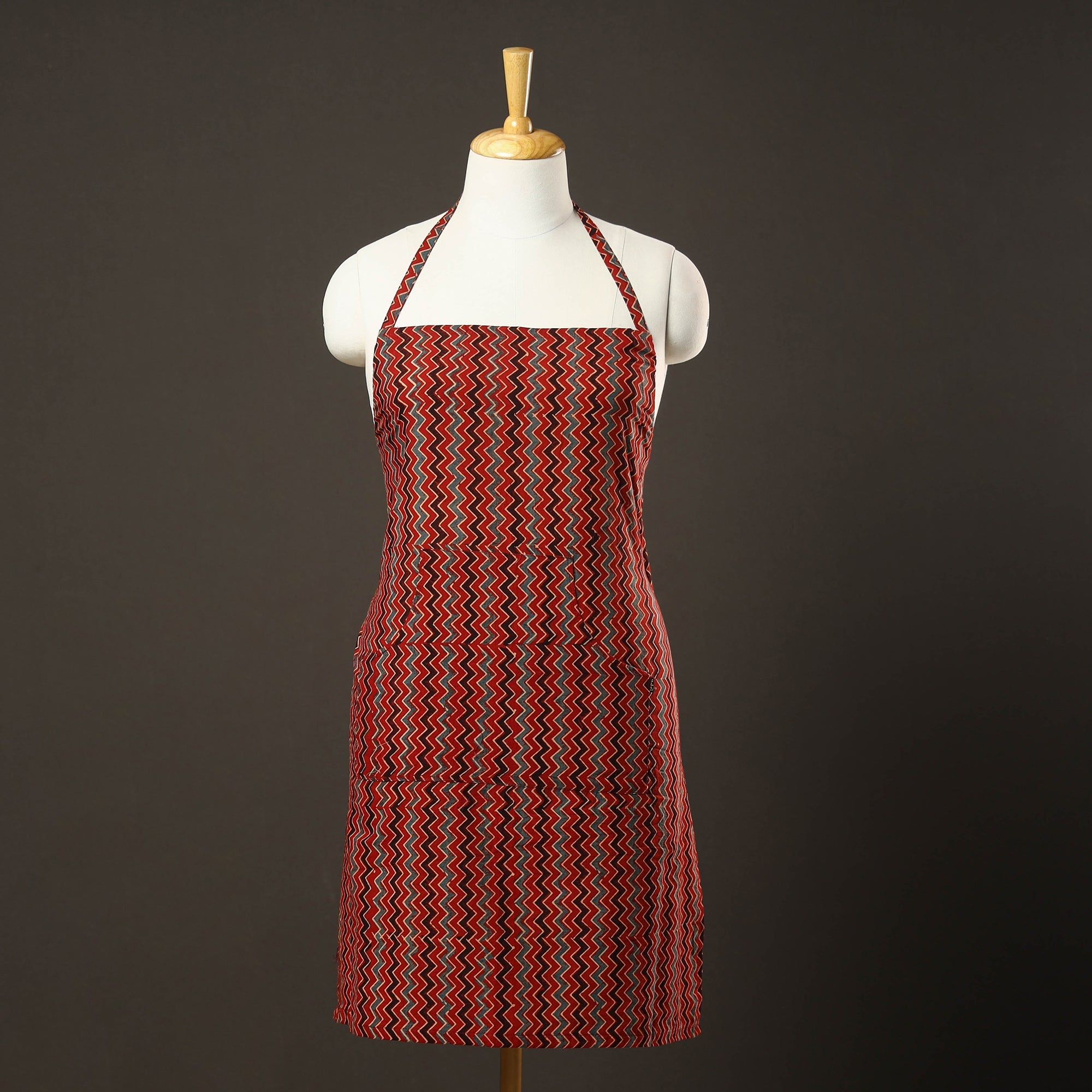 ITOKRI CRAFTS INITIATIVE Ajrakh Block Printed Cotton Apron with Pocket 51