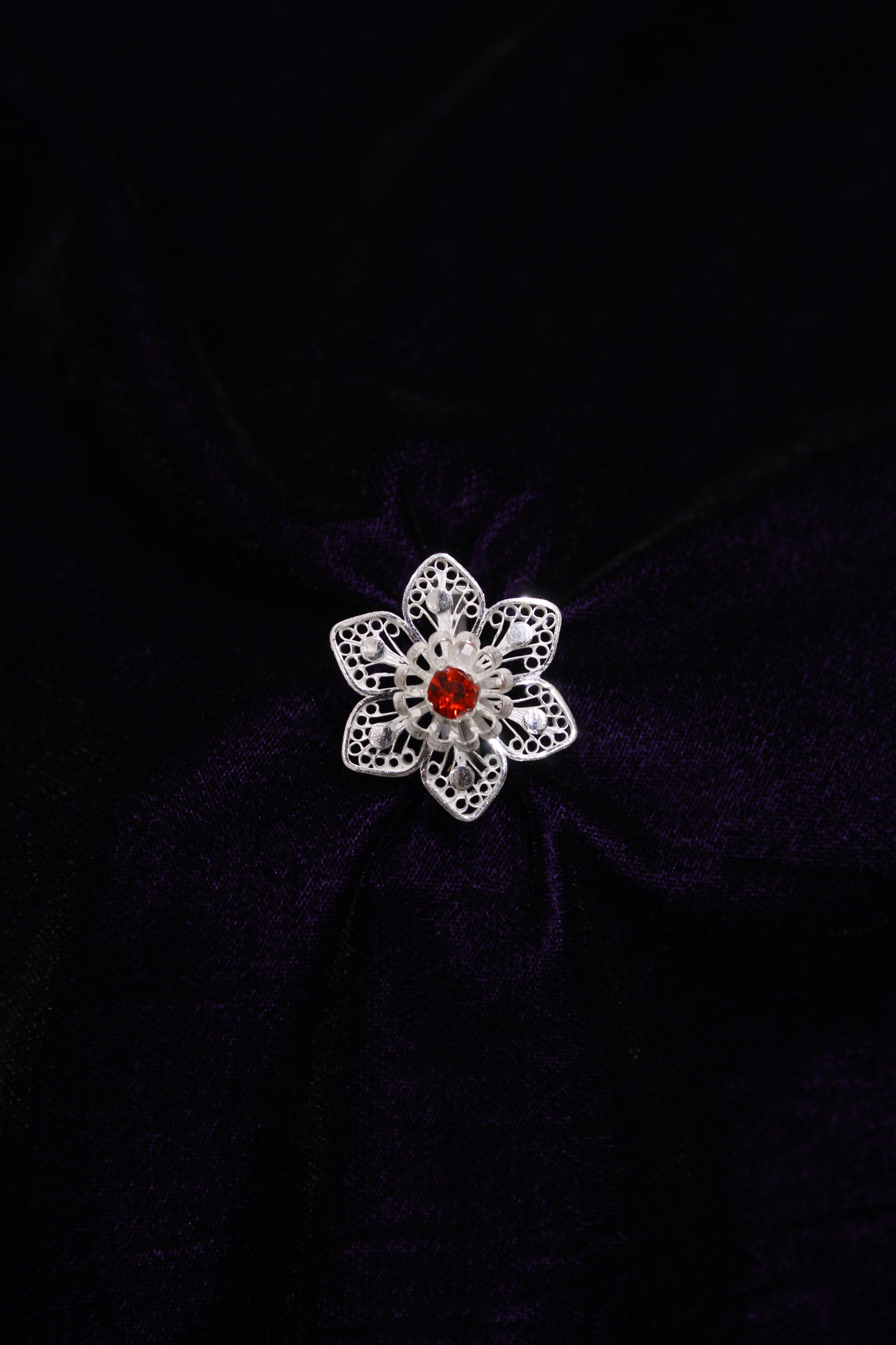 Indianvillez Designer Women Handmade filigree Silver Ring - view 3