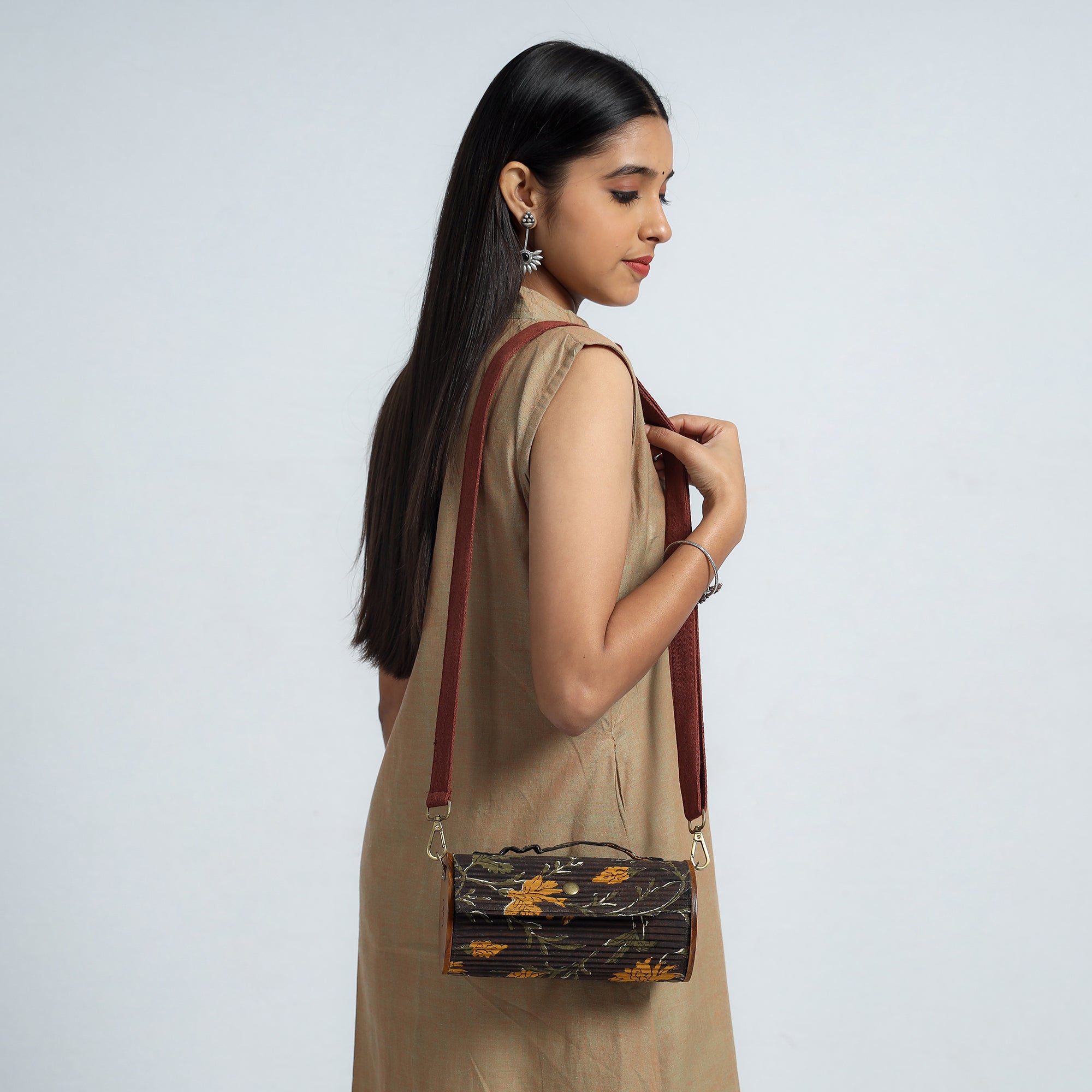 LUKKA CHUPPI Brown - DIY Round Sling Bag / Clutch With Changeable Sleeve
