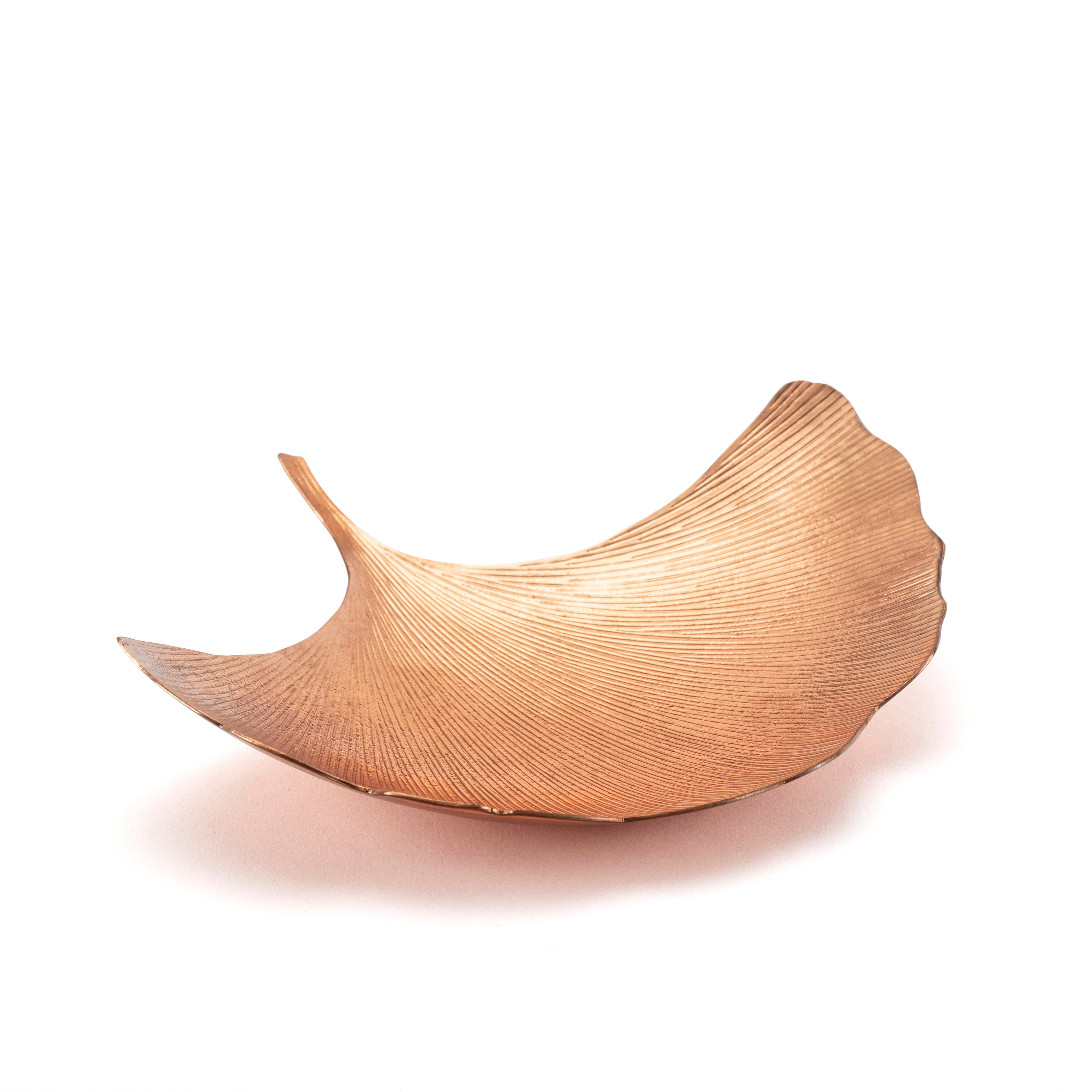 STUDIO TRATAKA Brown - Ginkgo Leaf Platter - Small