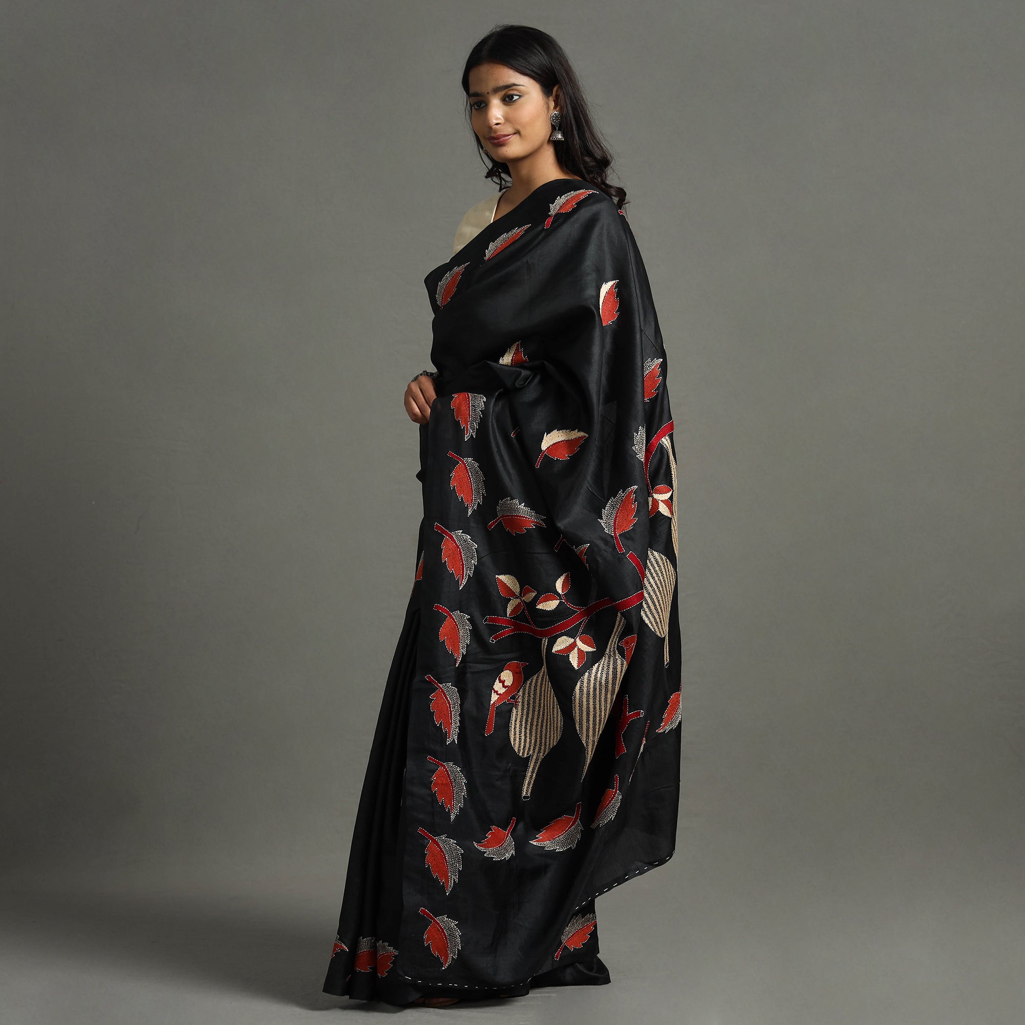 KHUSHBASH - HAPPY LOOM OF EAST Black - Bengal Kantha Embroidery Handloom Banarasi Silk Saree - view 3