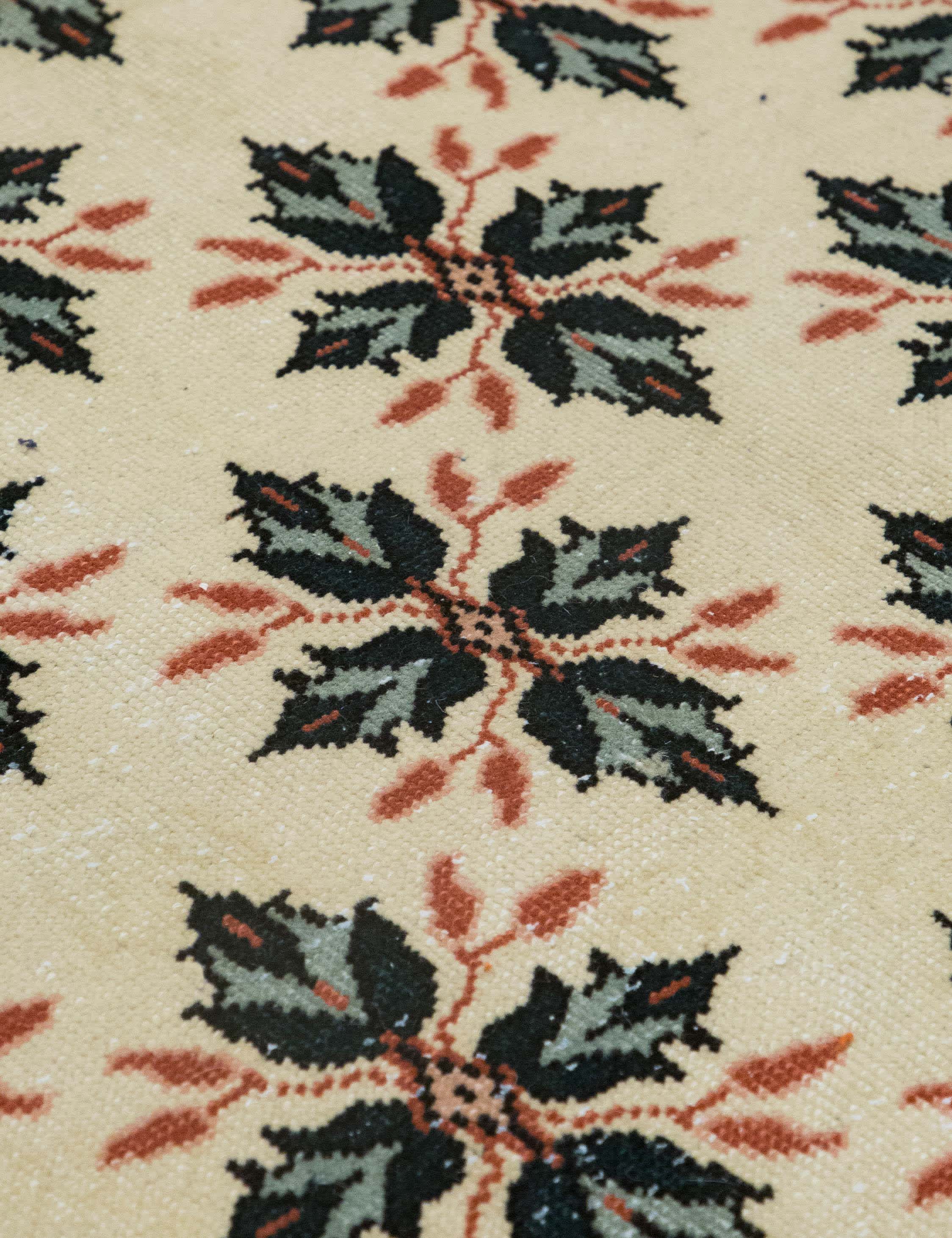 Lulu and Georgia Vintage Turkish Hand-Knotted Wool Rug No. 605, 7'3" x 9'10" - view 2