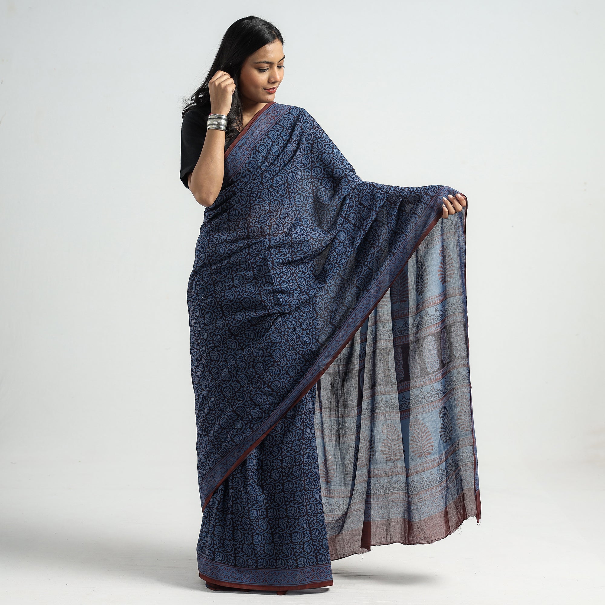 BAGH PRINTS BY YAKOOB KHATRI Blue - Bagh Hand Block Printed Cotton Saree - view 2