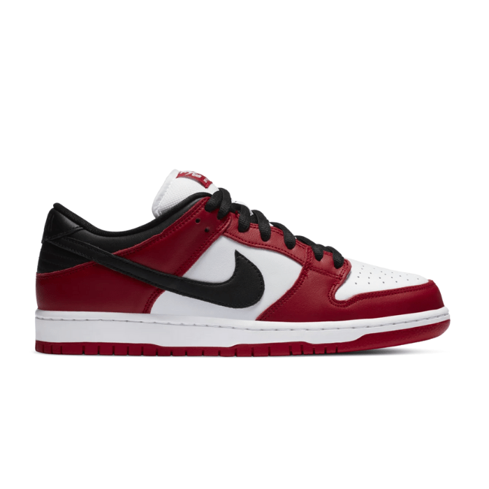 HYPE ELIXIR Nike SB Dunk Low Pro J-Pack Chicago