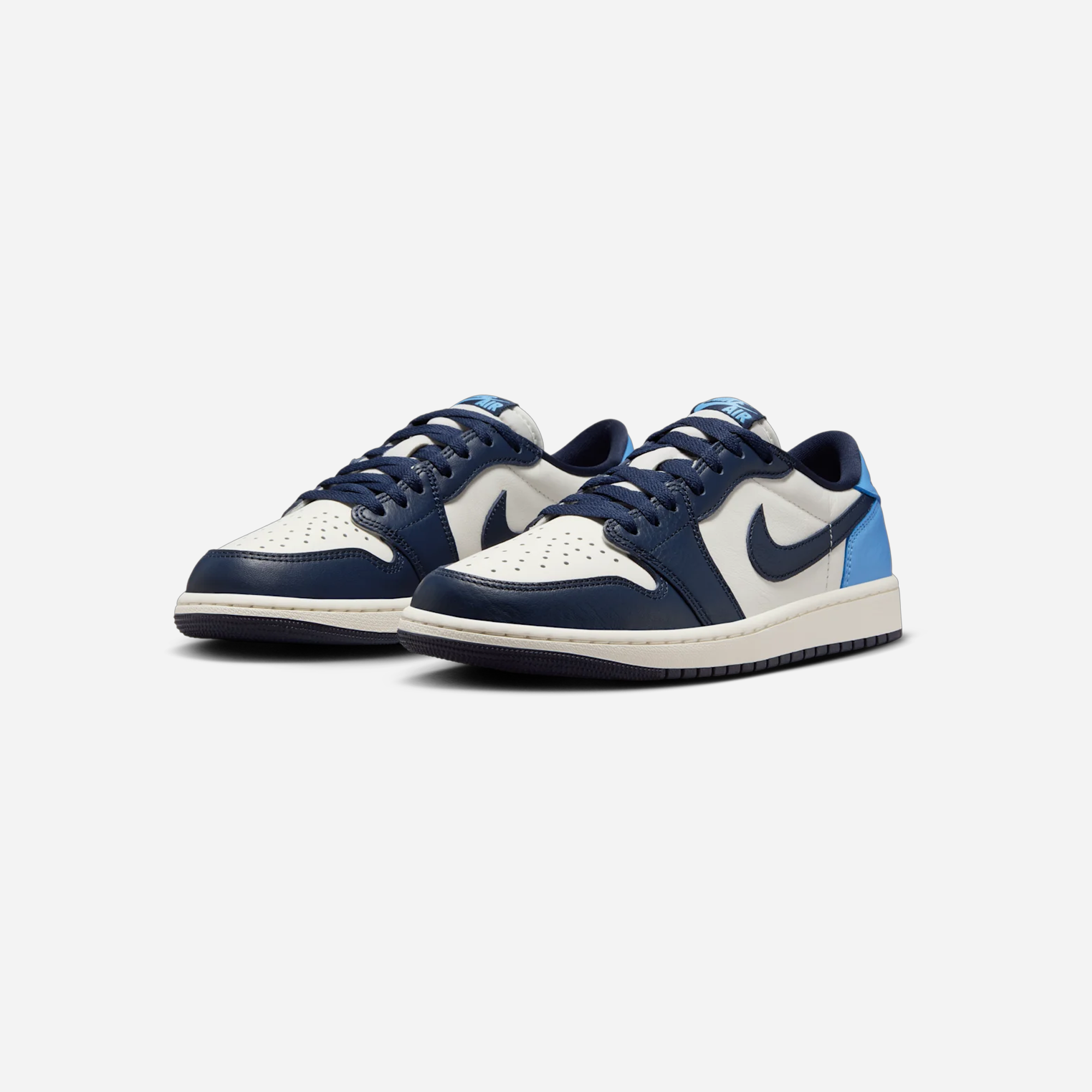 Nike Air Jordan 1 Low Obsidian 2025 - view 2
